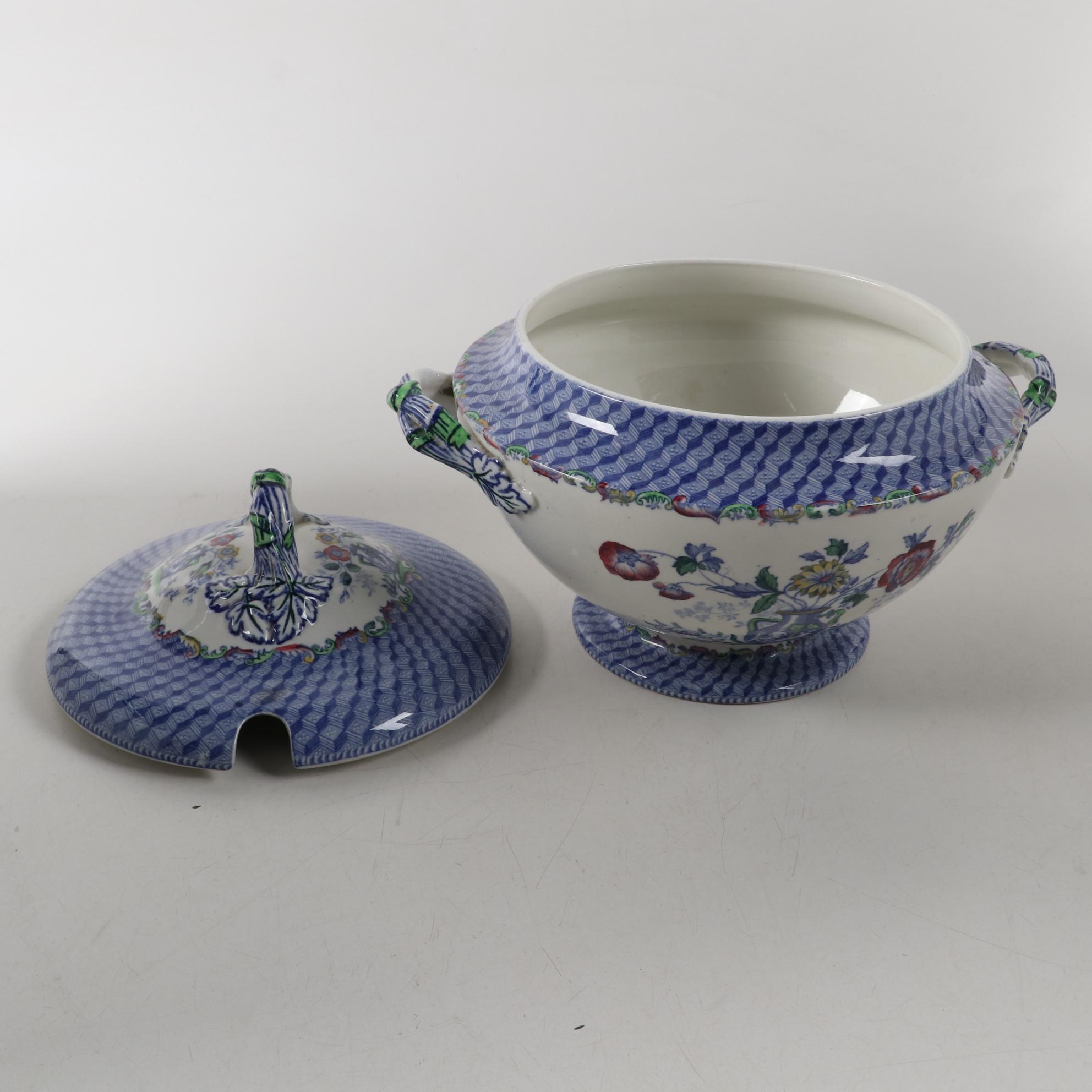 Copeland Spode "Portland Vase" Earthenware Tureen and Underplate