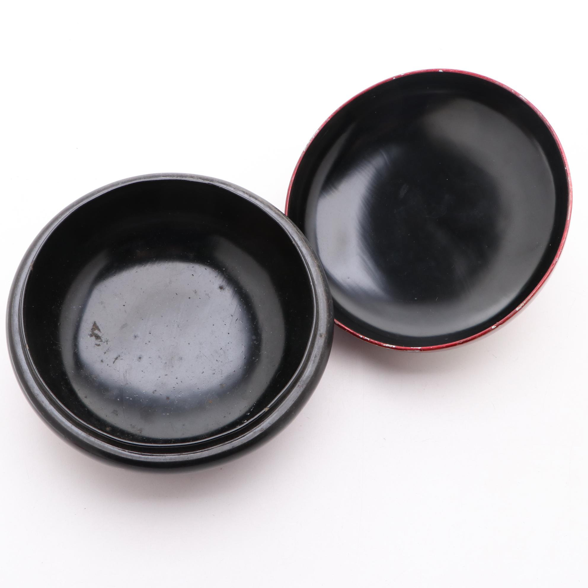 East Asian Lacquerware Lidded Box with Guardian Lion Motif