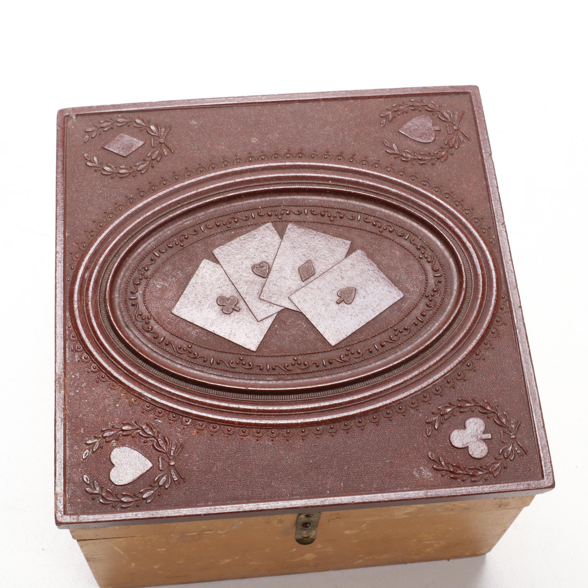 Antique Scovill Mfg Co. Wood Collar Box with Gutta-Percha Lid and Arrow Collar