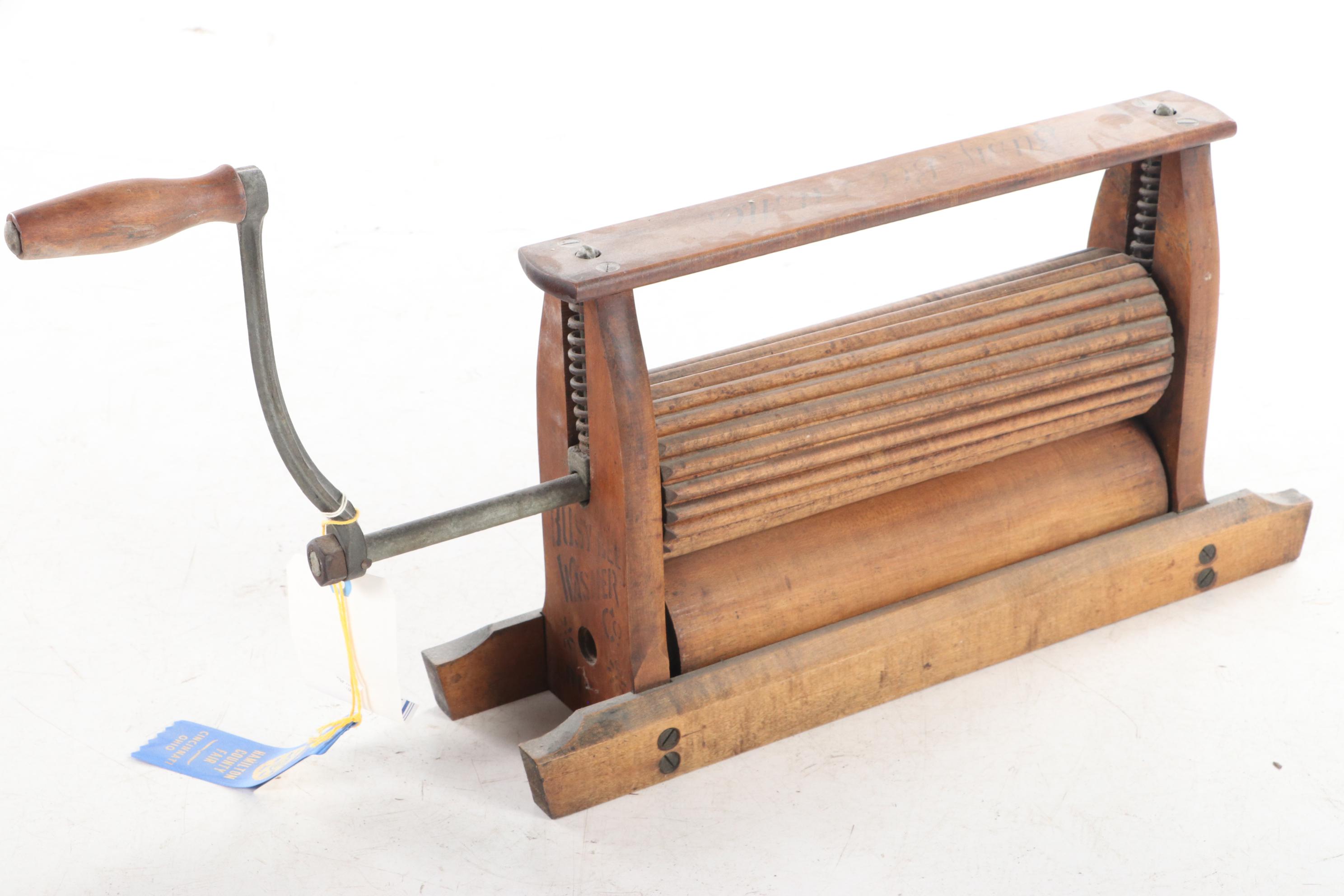 "Busy Bee" Clothes Wringer, Early 20th Century