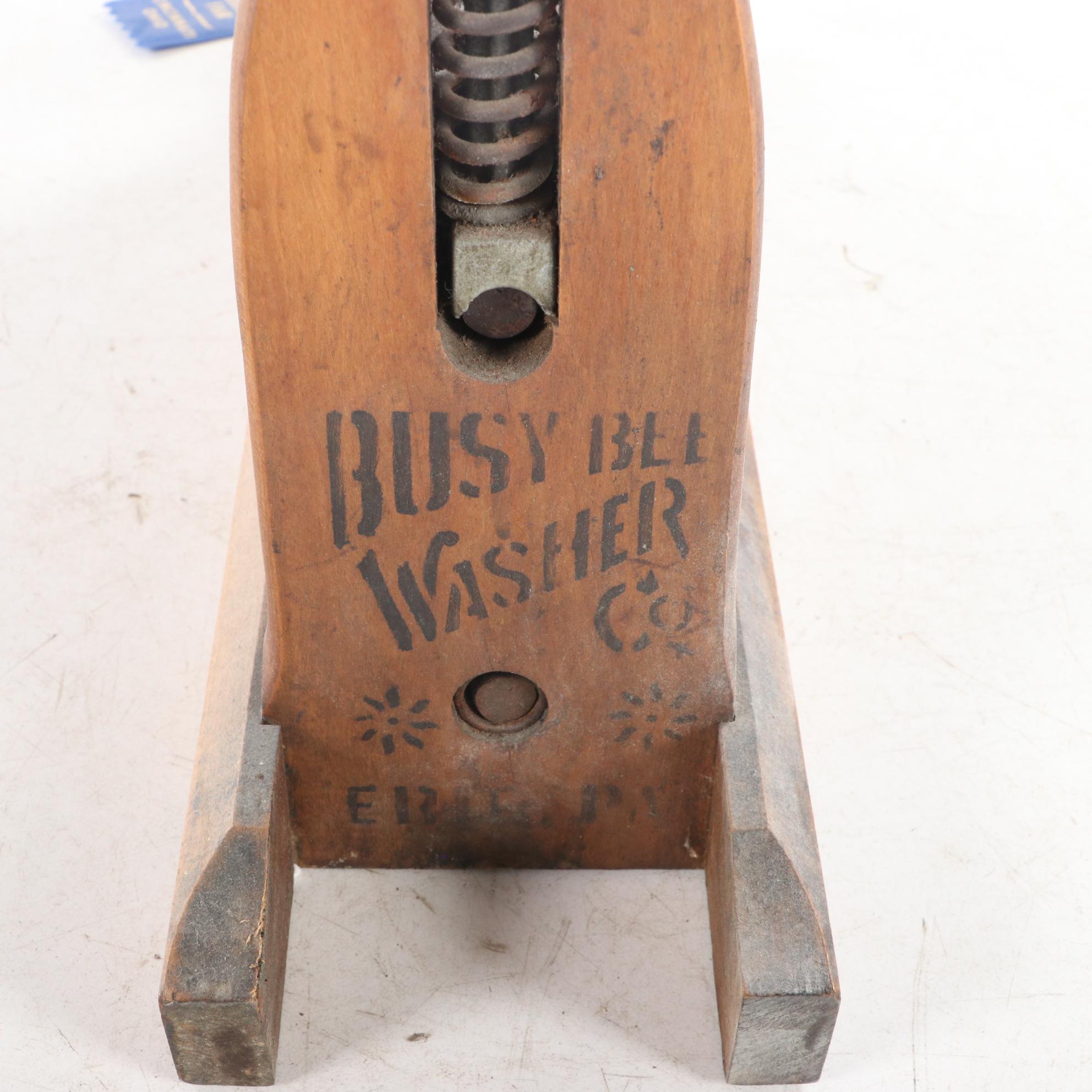 "Busy Bee" Clothes Wringer, Early 20th Century
