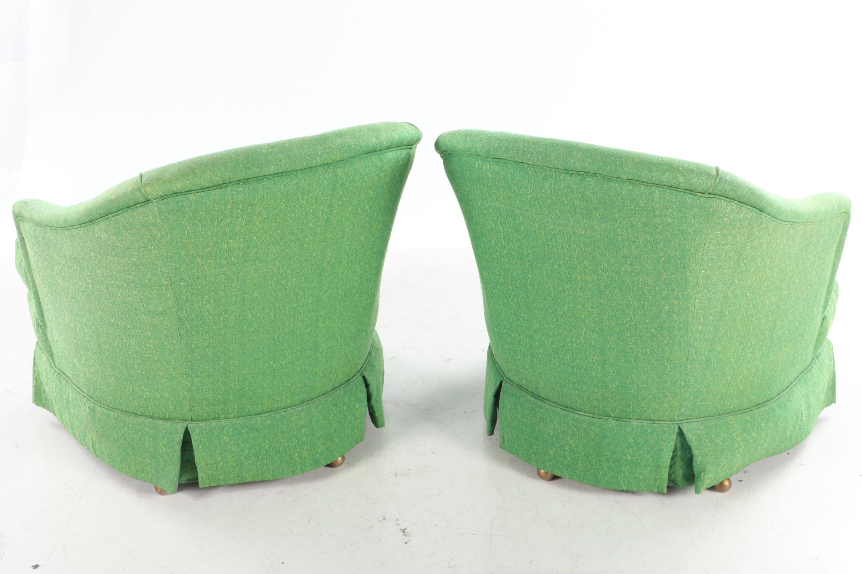 Pair of Shaw Mfg. Co. Modernist Button-Down Swivel Tub Chairs, circa 1970
