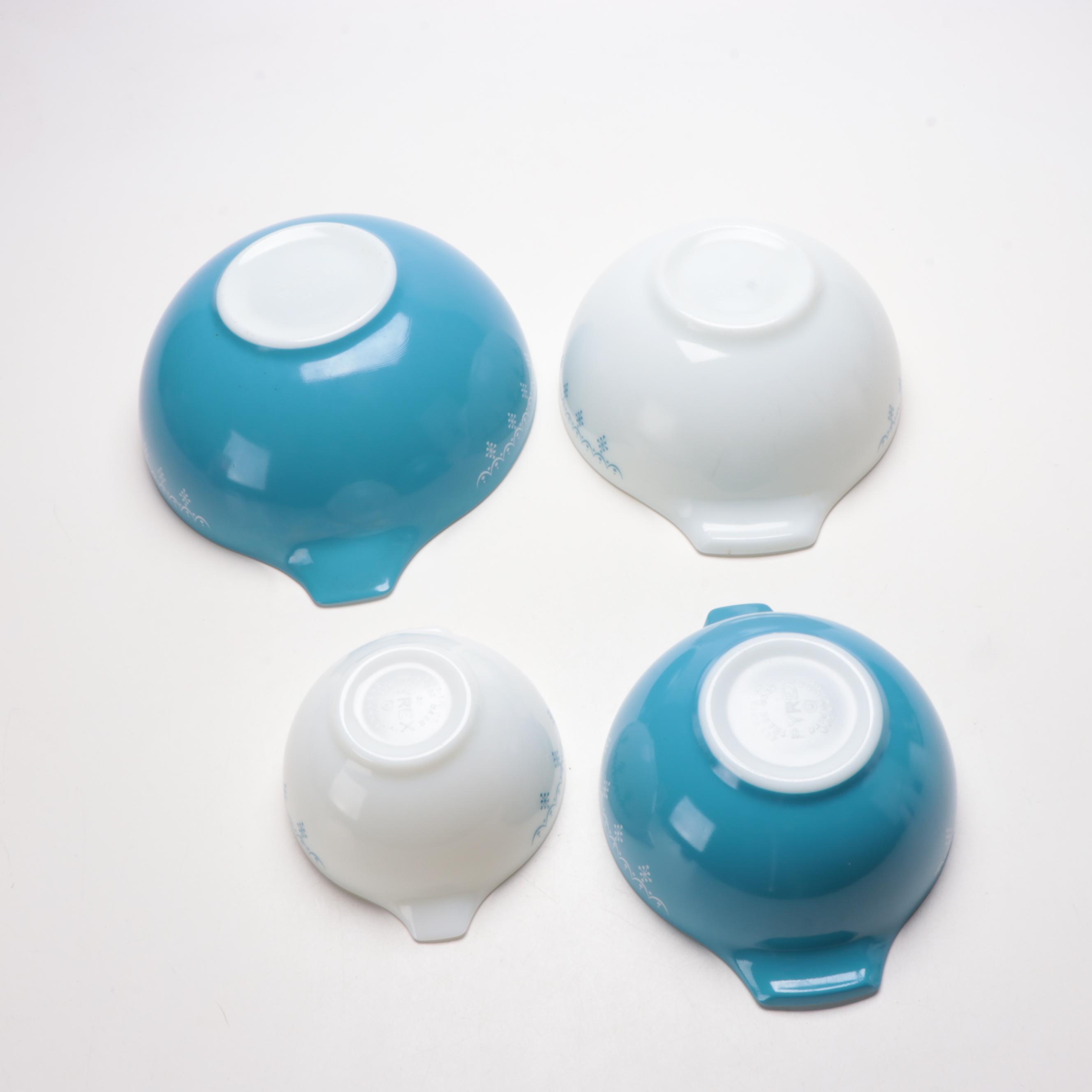 Pyrex "Snowflake" Cinderella Ovenware Nesting Bowls, ​1956–1967