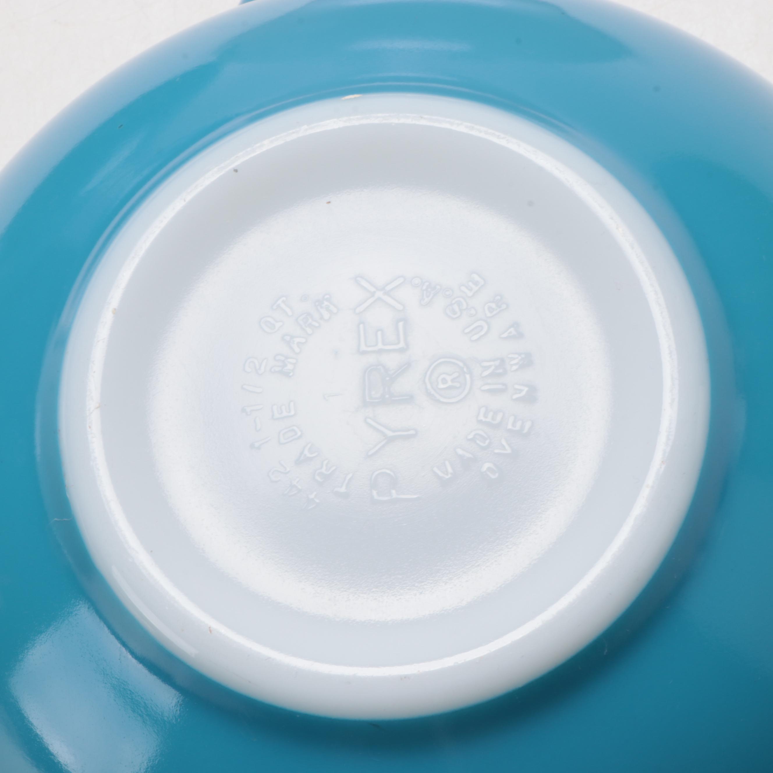 Pyrex "Snowflake" Cinderella Ovenware Nesting Bowls, ​1956–1967