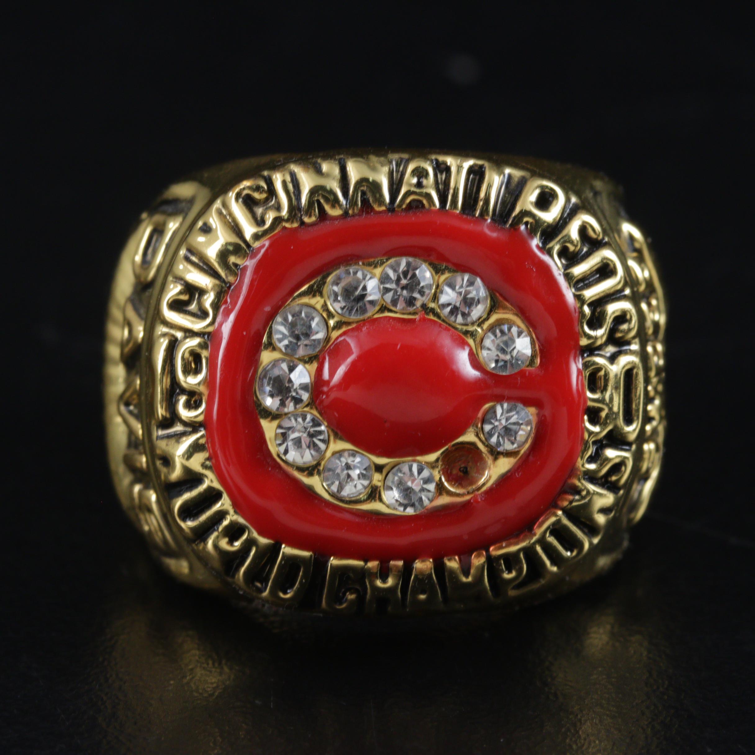 Replica 1990 Eric Davis Cincinnati Reds "World Champions" Ring with Case