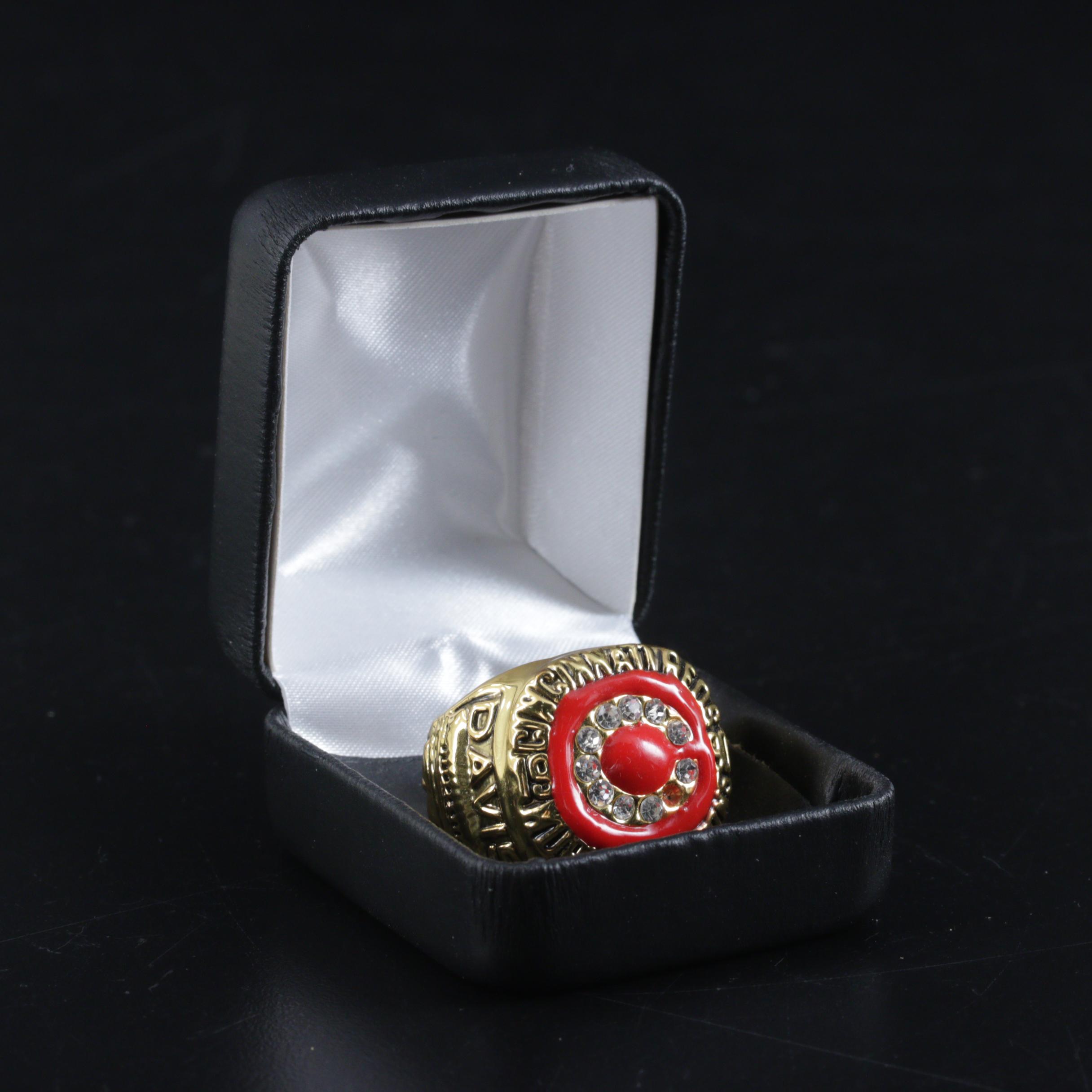 Replica 1990 Eric Davis Cincinnati Reds "World Champions" Ring with Case