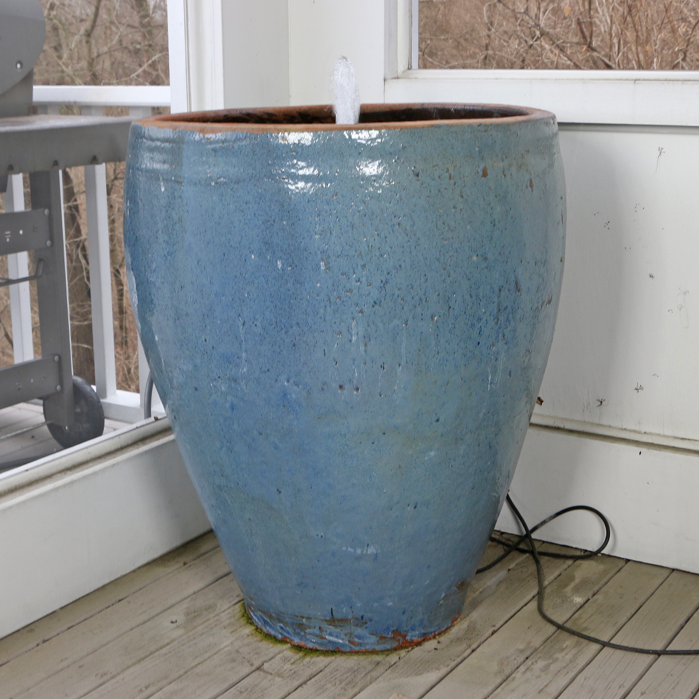 Glazed Earthenware Outdoor Floor Fountain