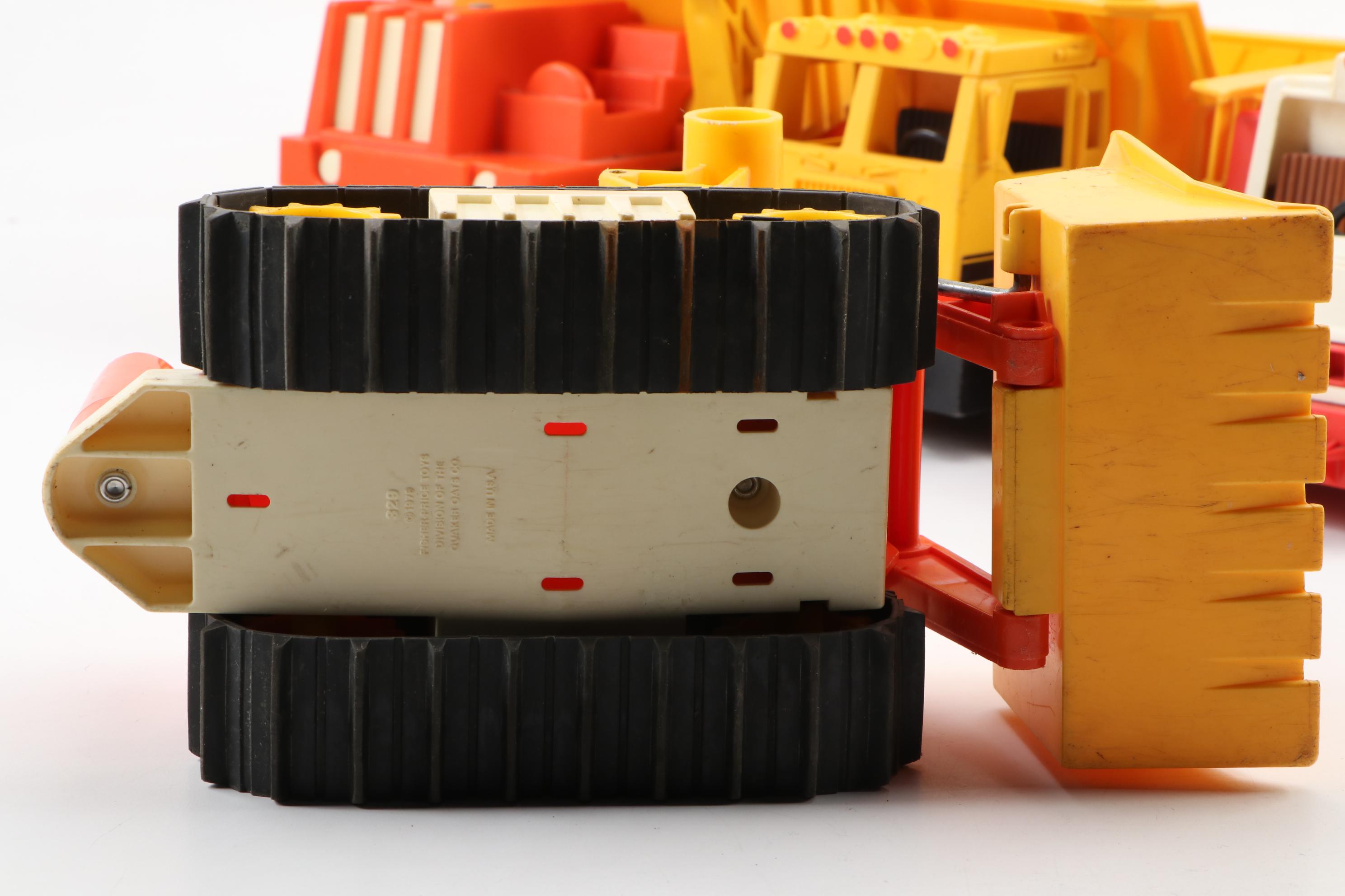 Fisher-Price Construction Toys with People Figures and Tools