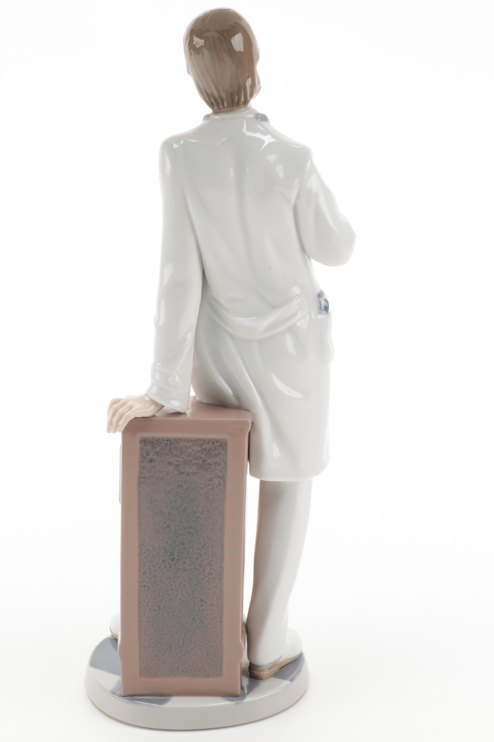Lladró "Physician" Porcelain Figurine Designed by Salvador Furió, 1992