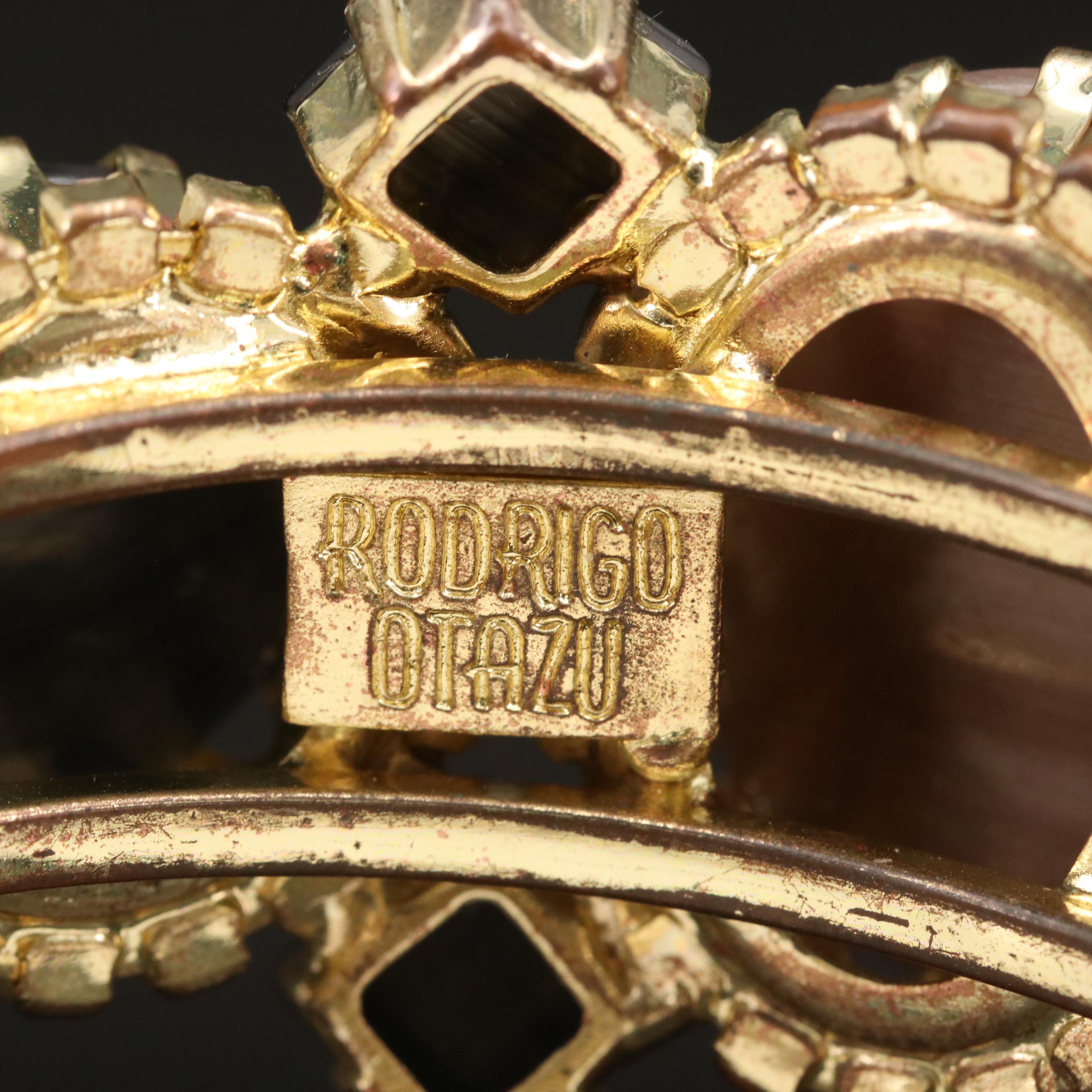 Rodrigo Otazu Cat's Eye and Rhinestone Clamper