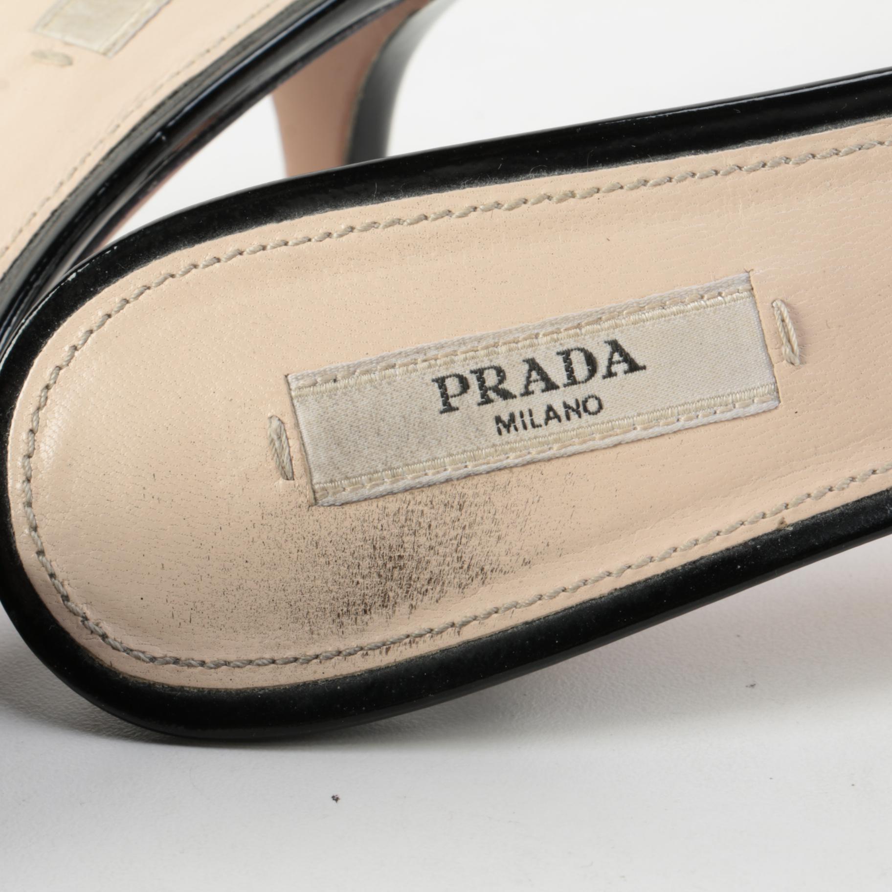 Prada Bow Slides in Patent Leather with Kitten Heels