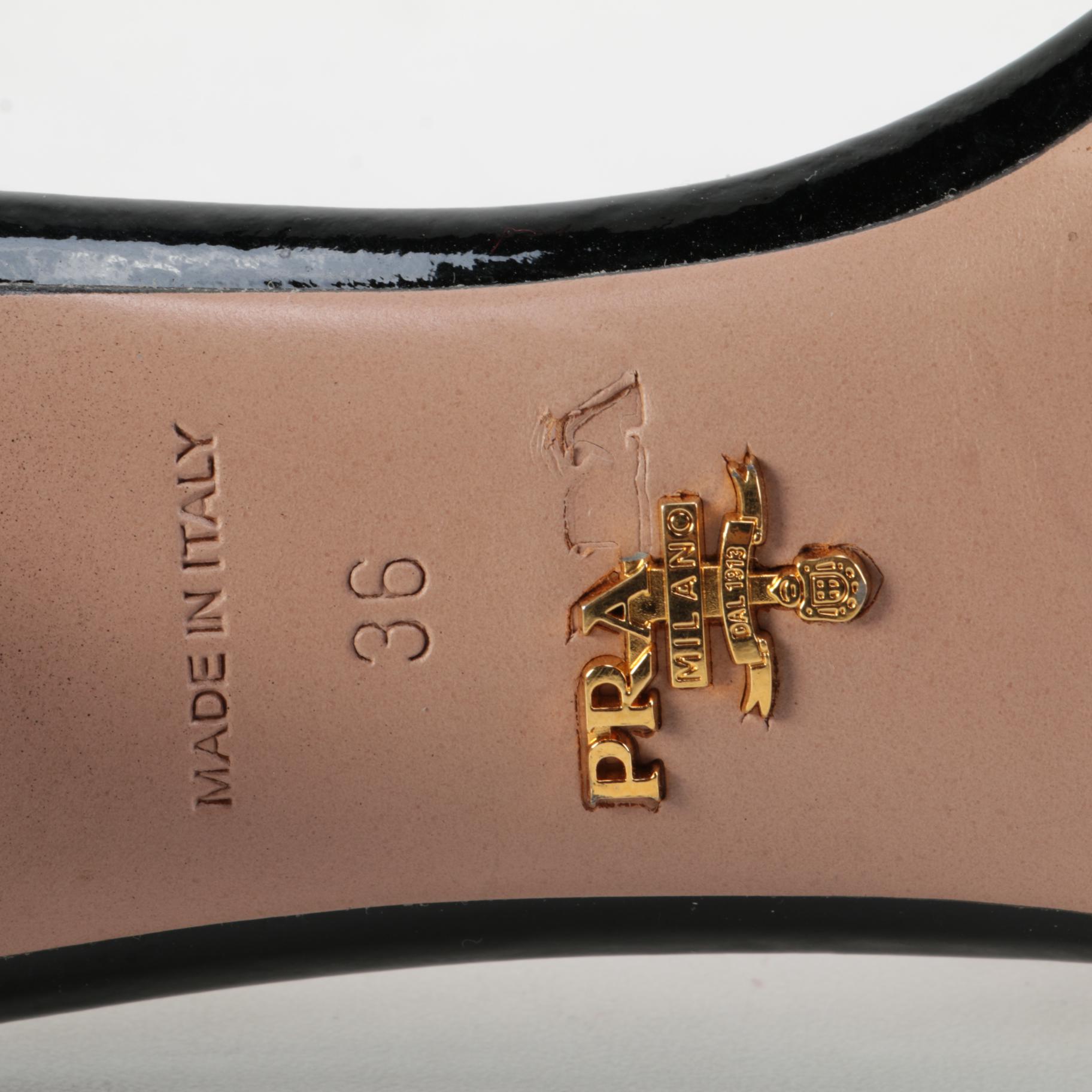 Prada Bow Slides in Patent Leather with Kitten Heels