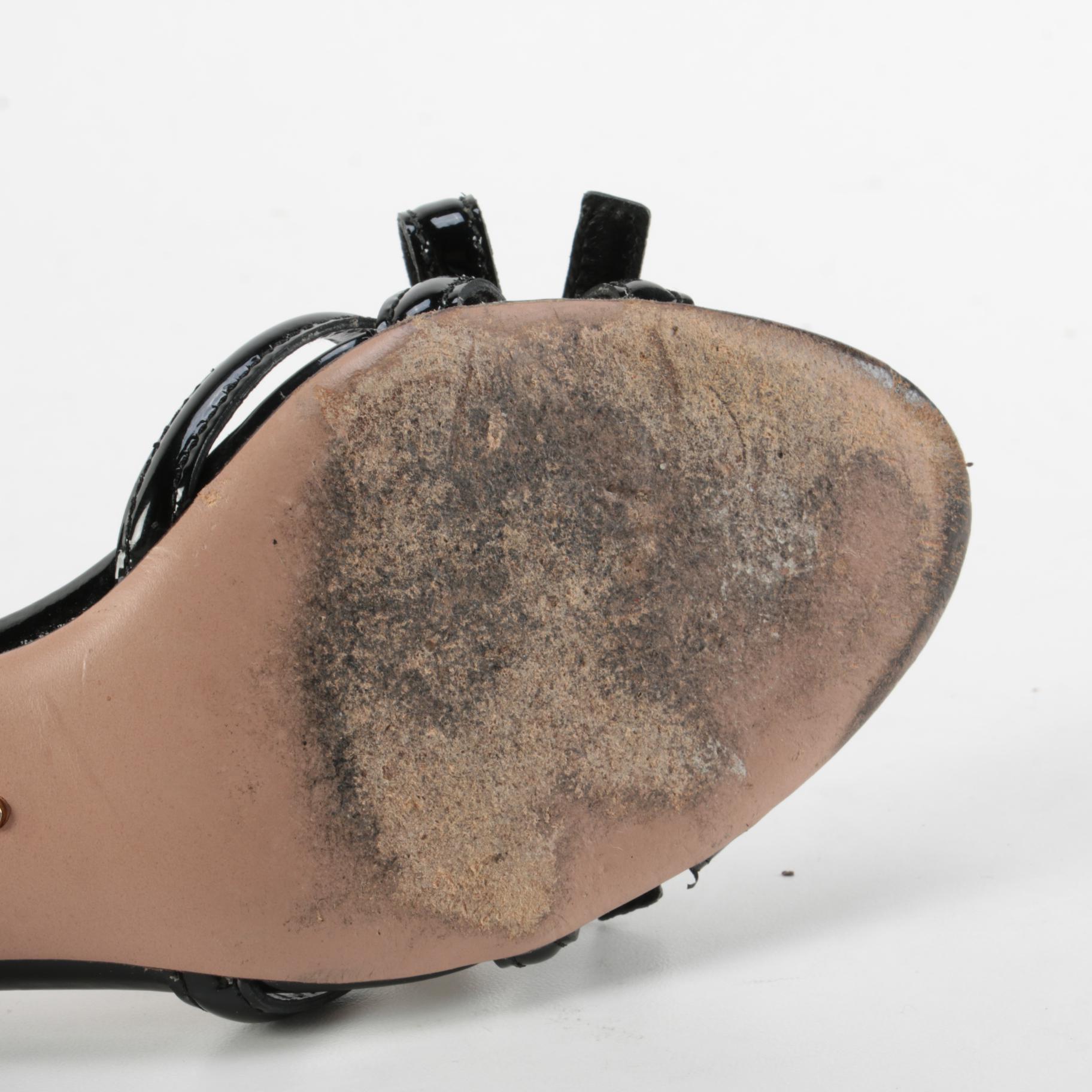 Prada Bow Slides in Patent Leather with Kitten Heels