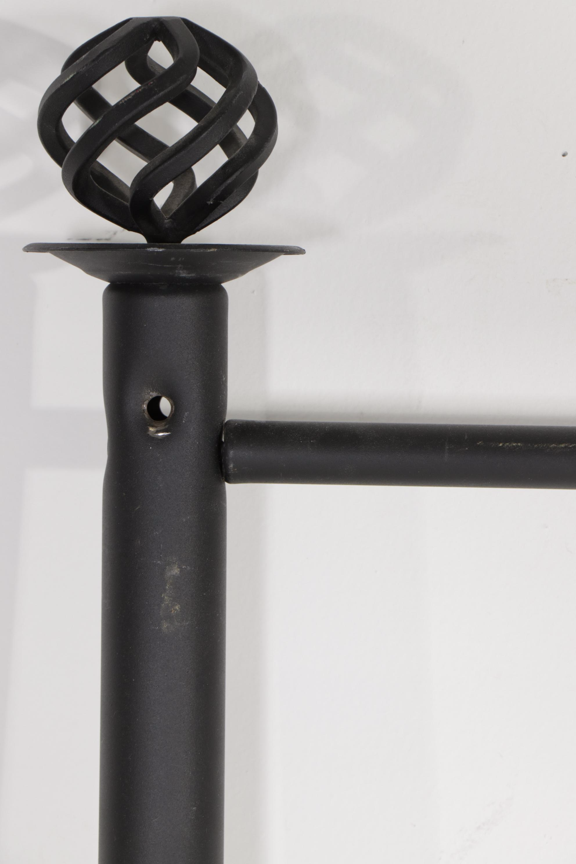 Sunburst Style Queen Canopy Bed Frame