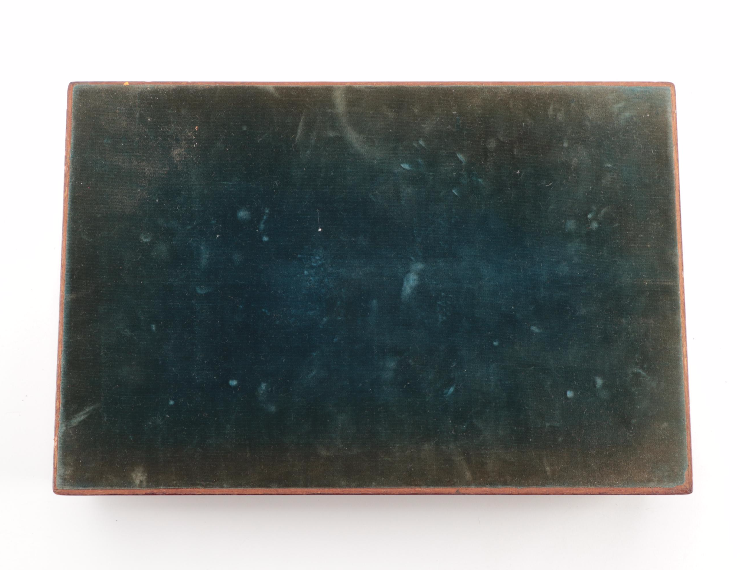 London Pipe Shop Rogers De Luxe Model Seven Day Set with Case, 1926