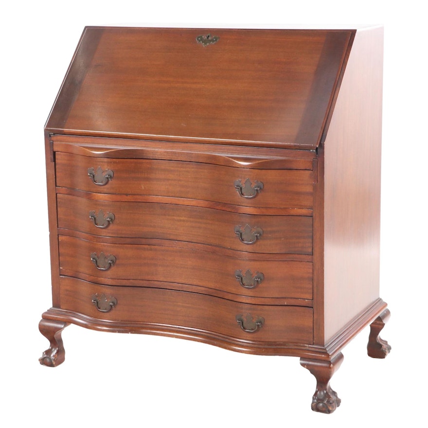 Maddox Chippendale Style Mahogany Slant-Front Desk, 20th Century