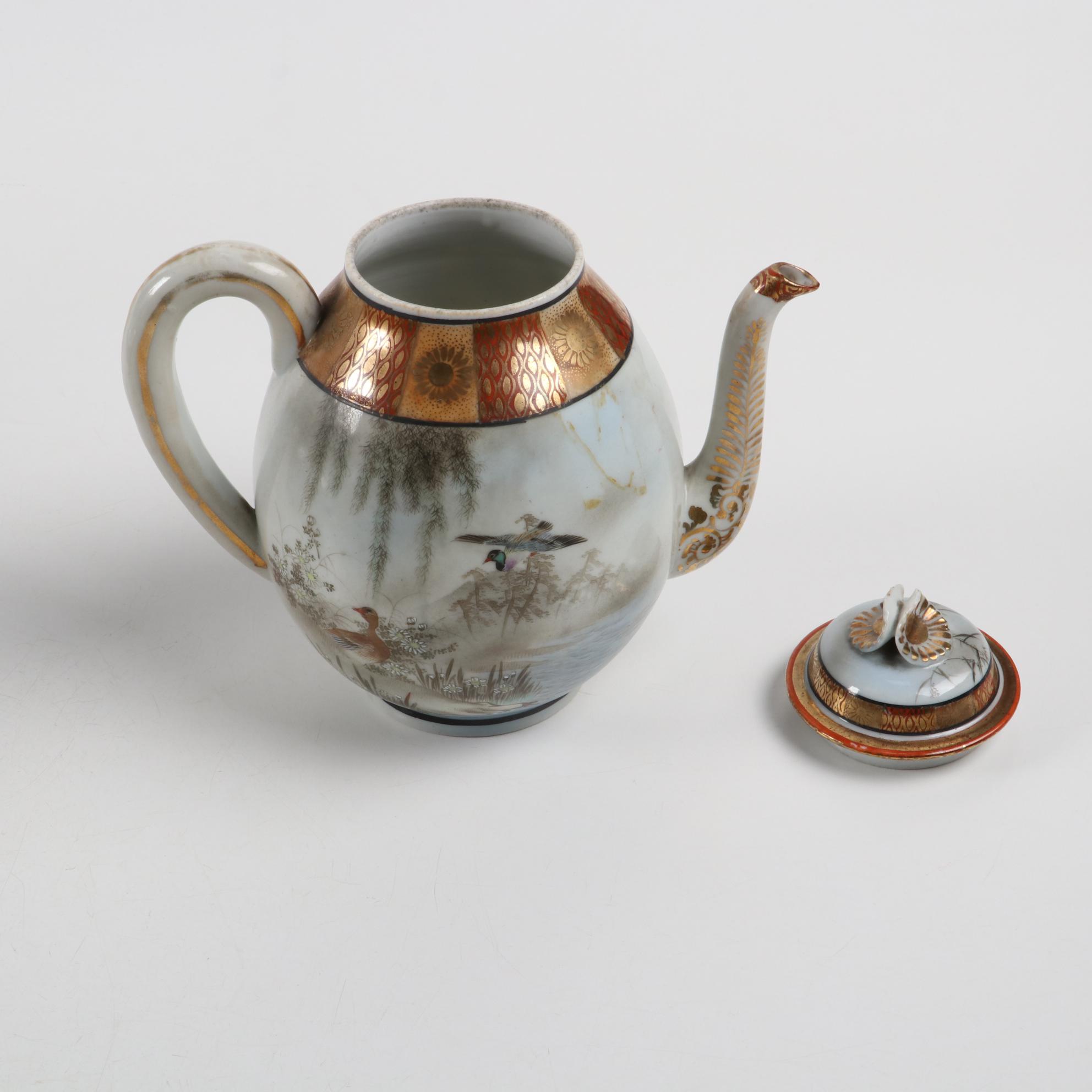 Japanese Kutani Porcelain Tea Set and Plates, Early to Mid 20th Century