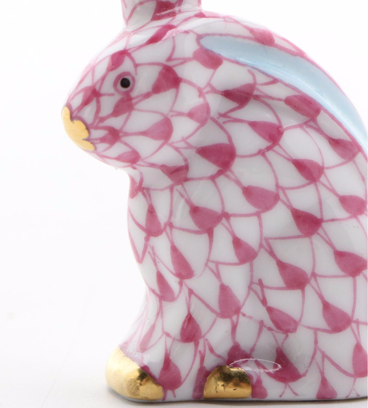 Herend Raspberry Fishnet with Gold "Rabbit One Ear Up" Porcelain Figurine