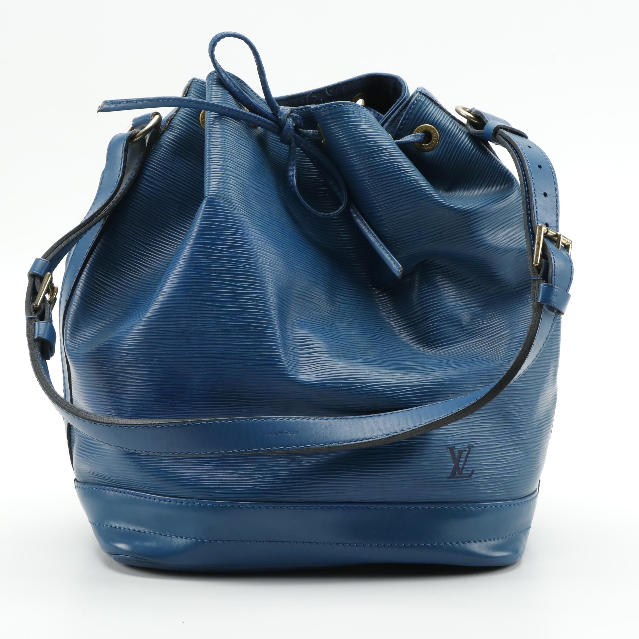 Louis Vuitton Noé Bucket Bag in Toledo Blue Epi Leather with Smooth Leather Trim