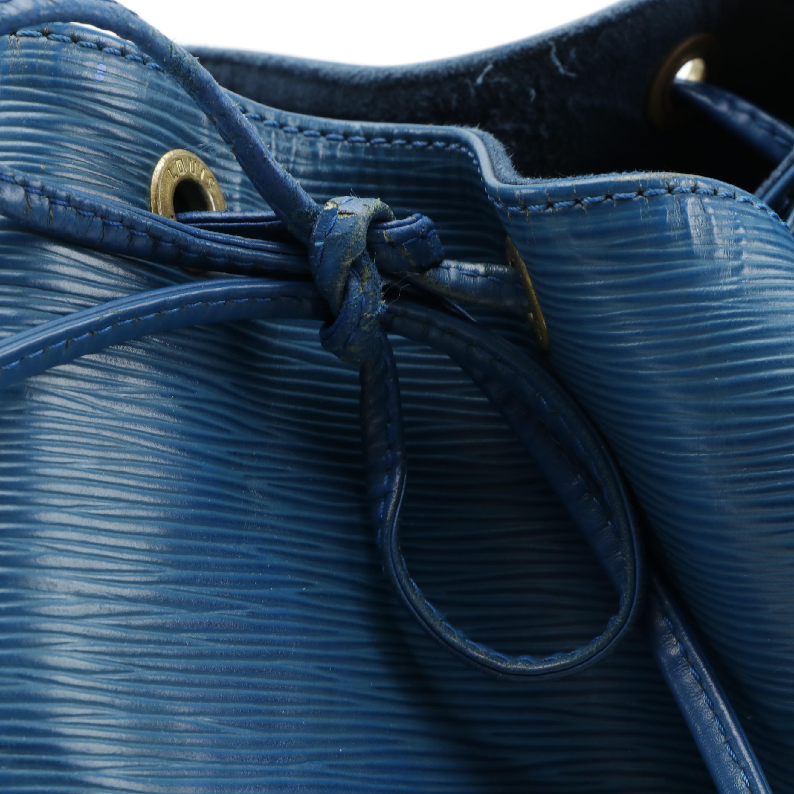 Louis Vuitton Noé Bucket Bag in Toledo Blue Epi Leather with Smooth Leather Trim