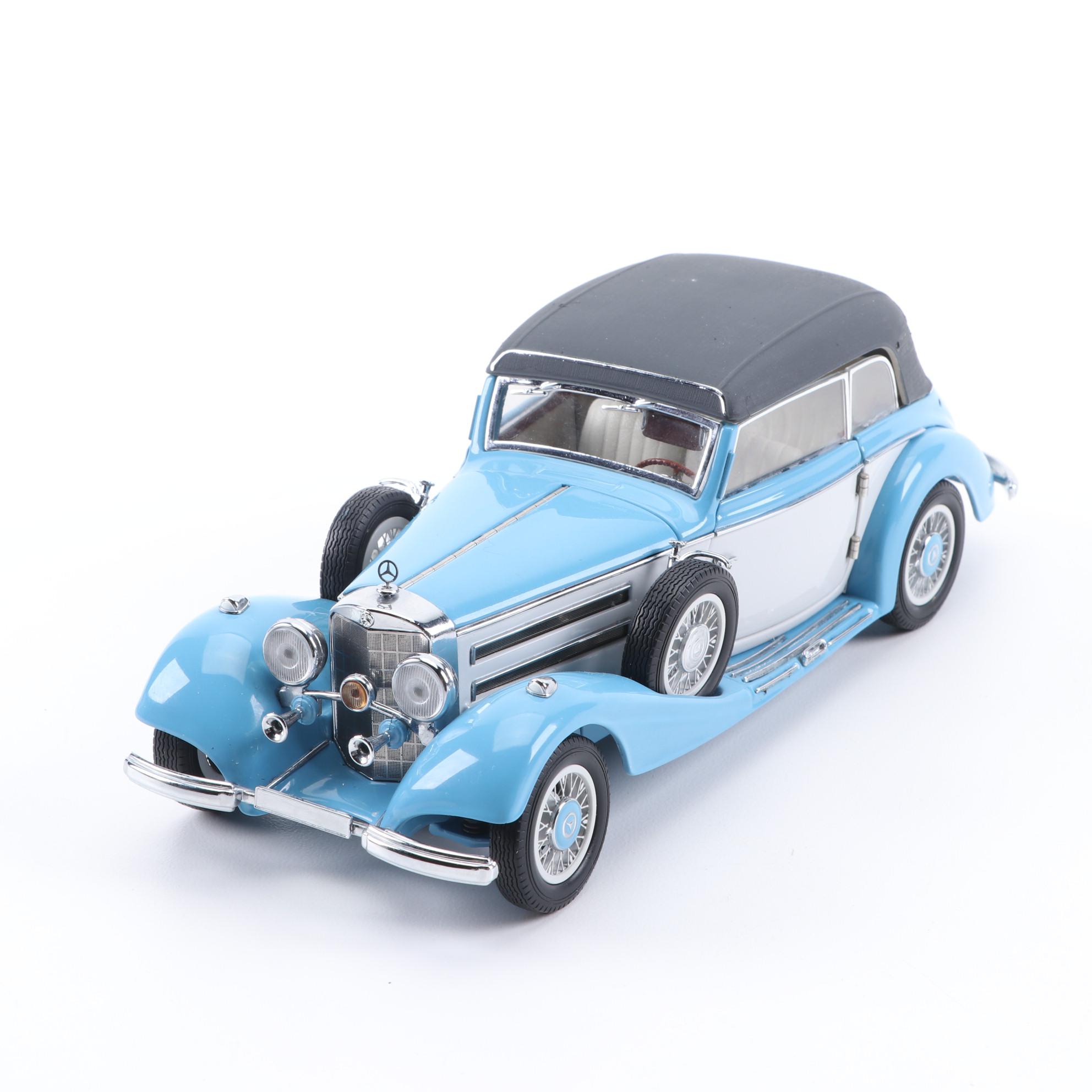 CMC 1936 Mercedes-Benz 540K Cabriolet B 1:24 Scale Model Car