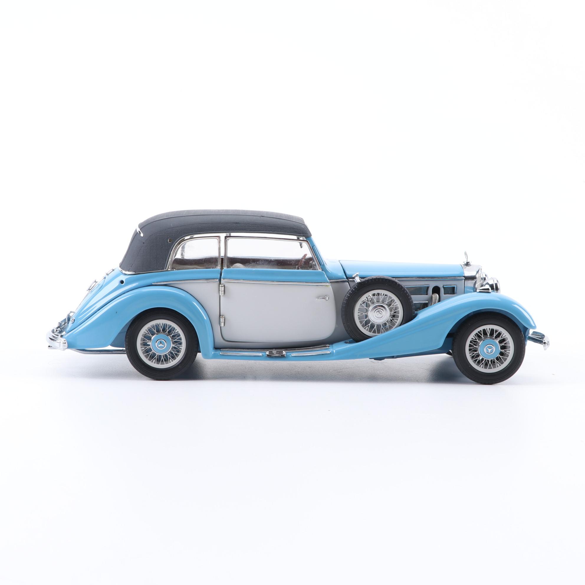 CMC 1936 Mercedes-Benz 540K Cabriolet B 1:24 Scale Model Car