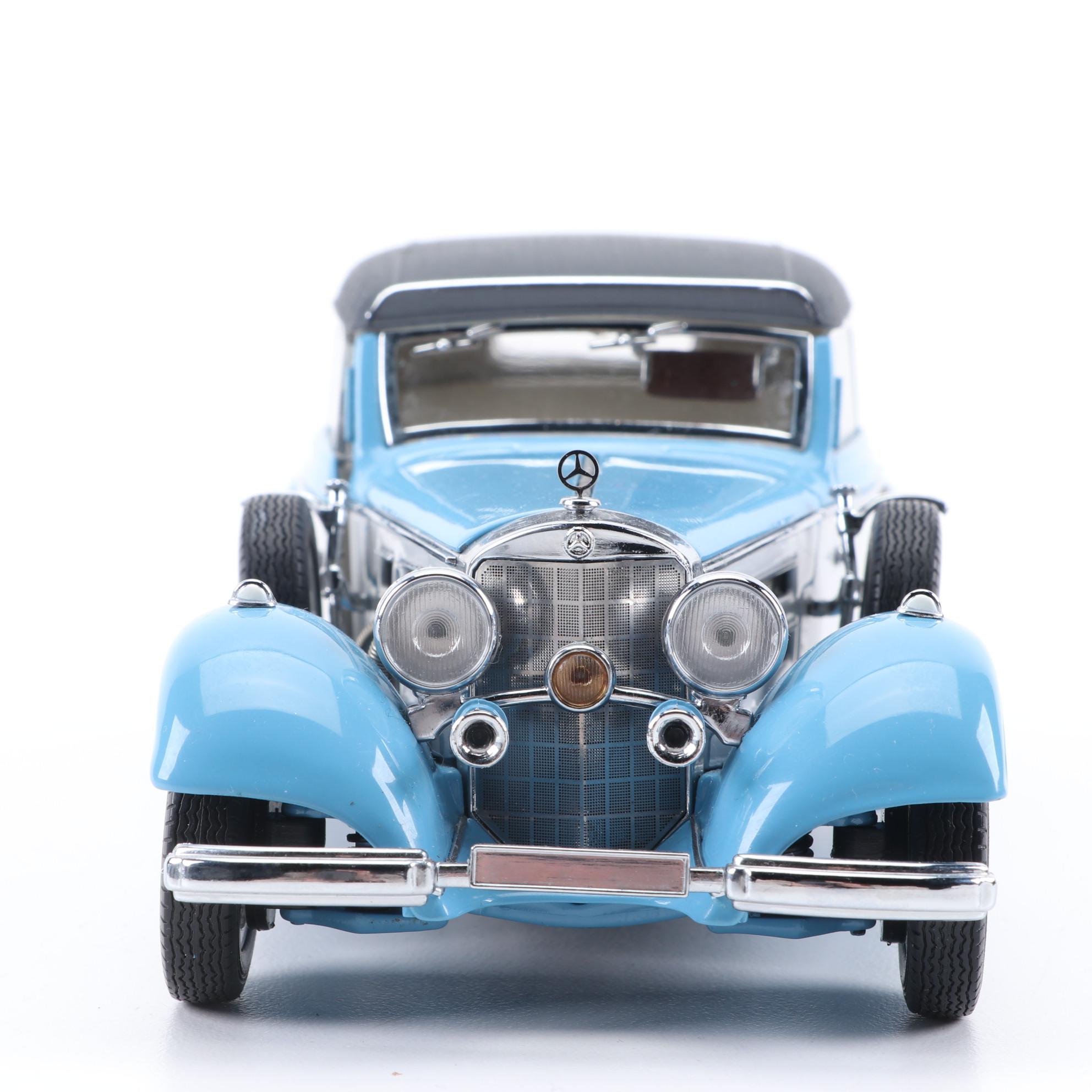 CMC 1936 Mercedes-Benz 540K Cabriolet B 1:24 Scale Model Car