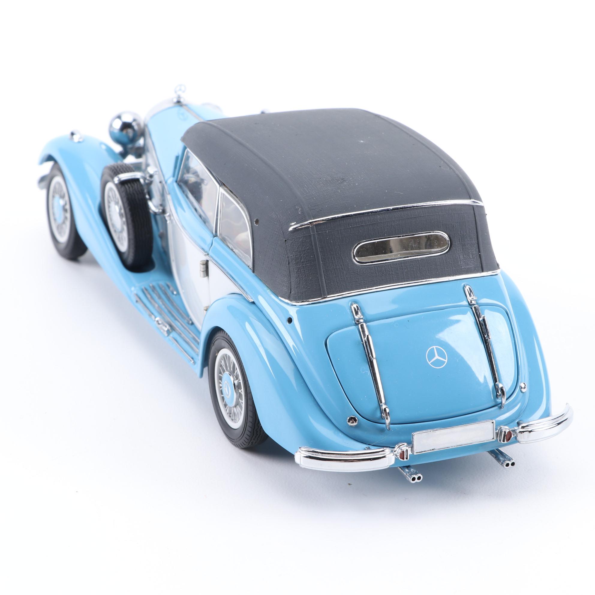 CMC 1936 Mercedes-Benz 540K Cabriolet B 1:24 Scale Model Car