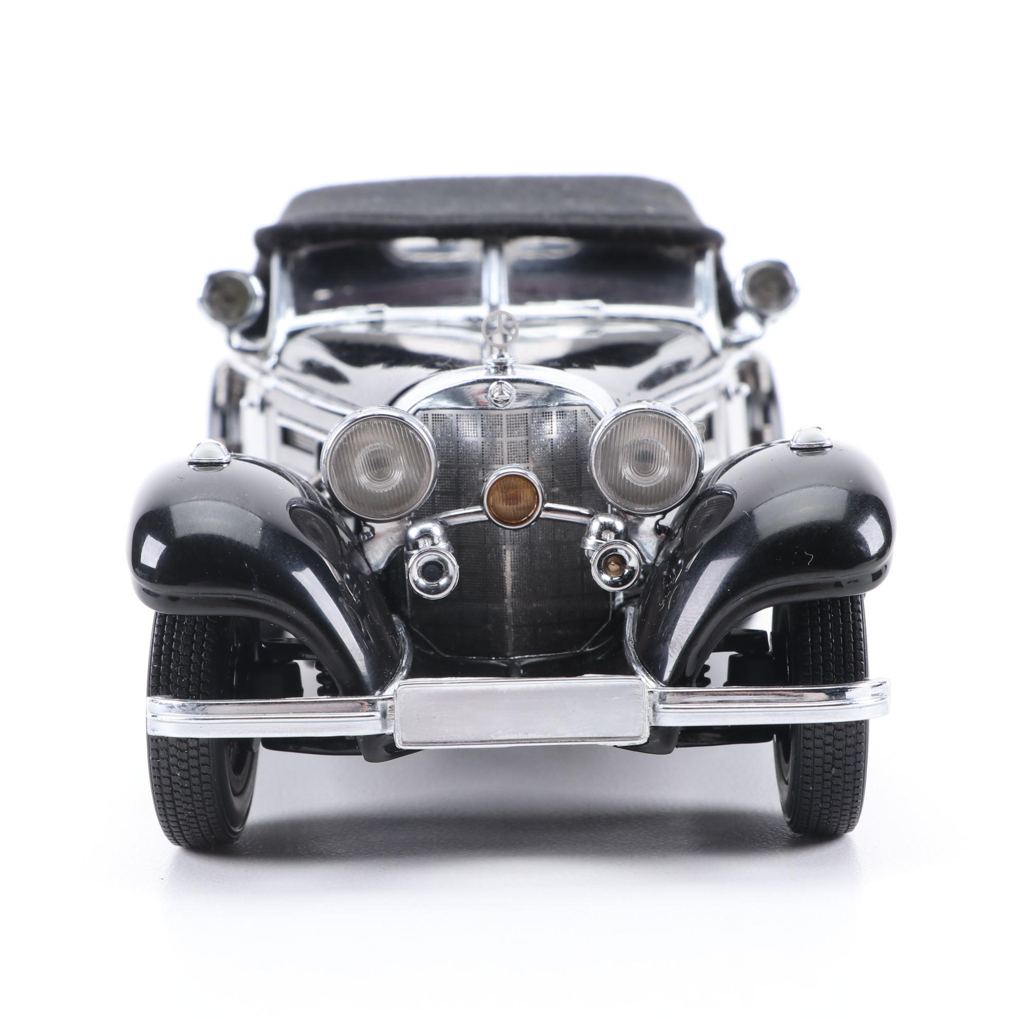 CMC 1936 Mercedes-Benz 500K "Spezialroadster" 1:24 Scale Model Car