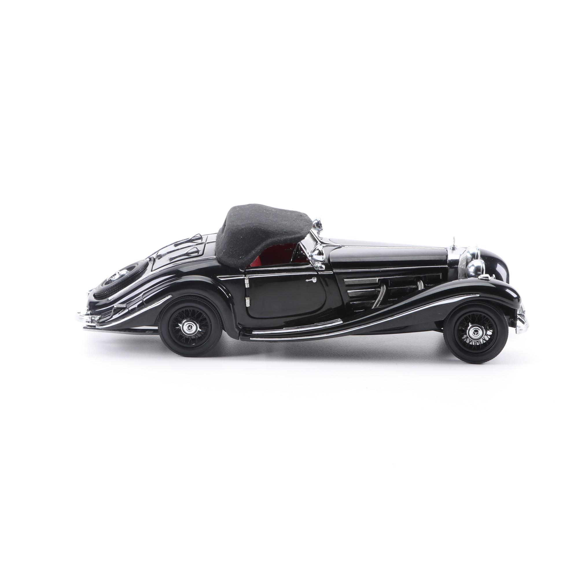 CMC 1936 Mercedes-Benz 500K "Spezialroadster" 1:24 Scale Model Car