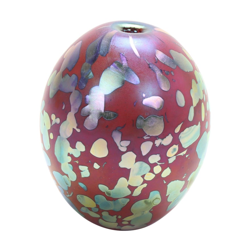 Robert Eickholt "Strawberry" Handblown Iridescent Art Glass Vase