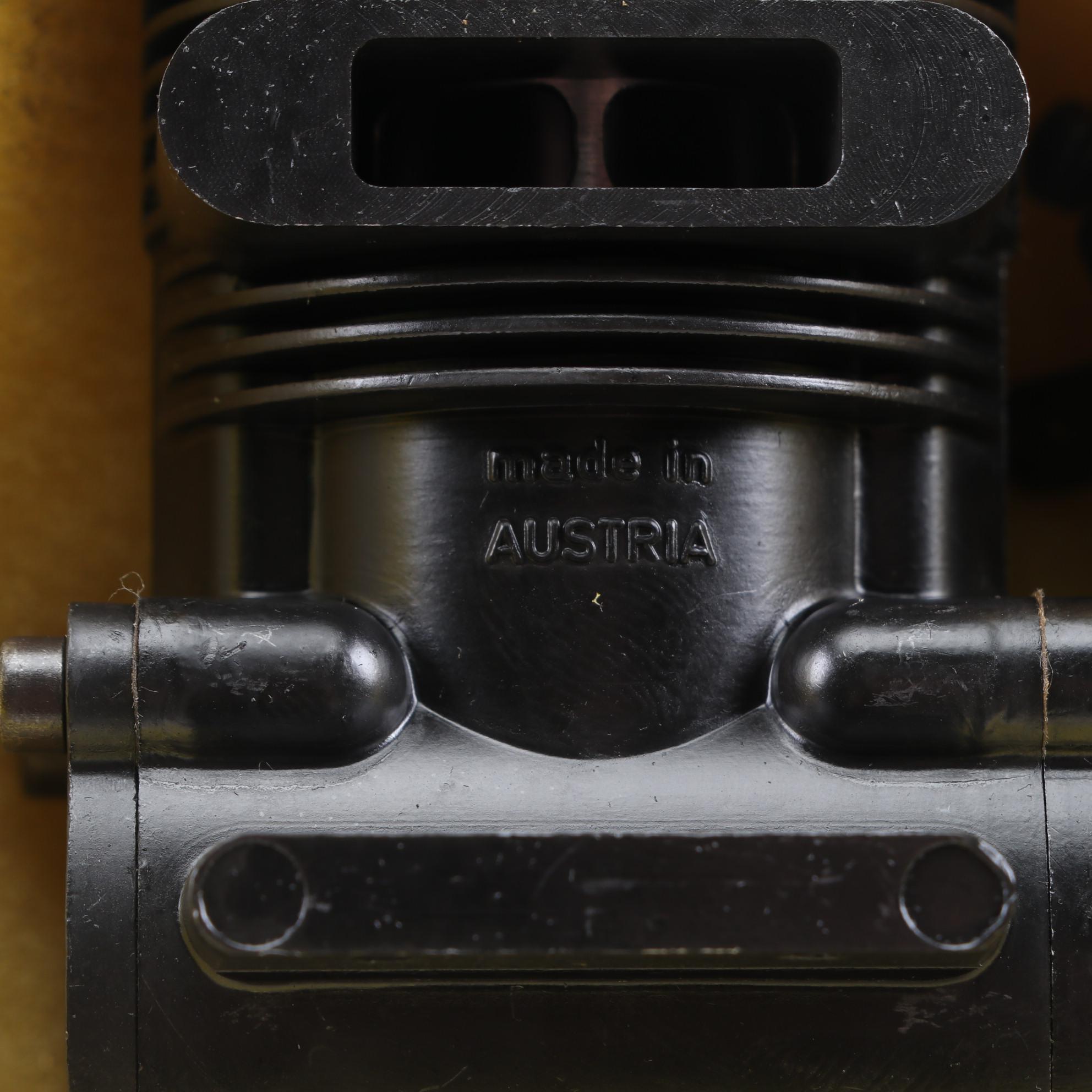 Gold Cup "Hochleistungs-Motors" for Model Airplanes