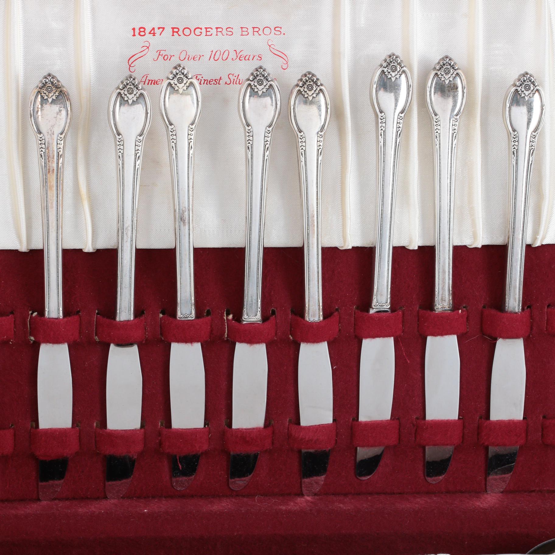 1847 Rogers Bros. "Remembrance" Silver Plate Flatware with Chest, 1940s