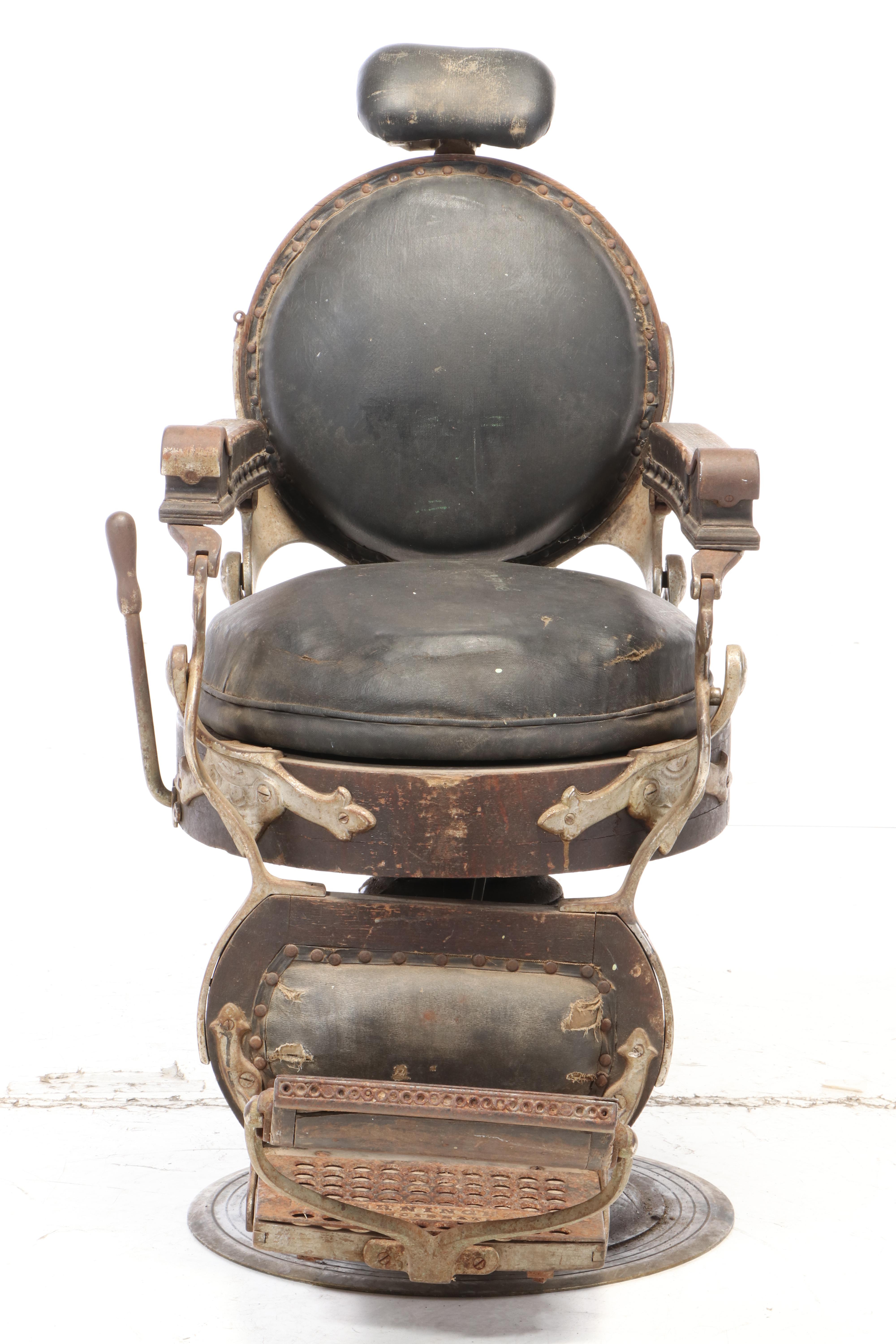 E. Berninghaus "Hercules" Barber Chair, circa 1908