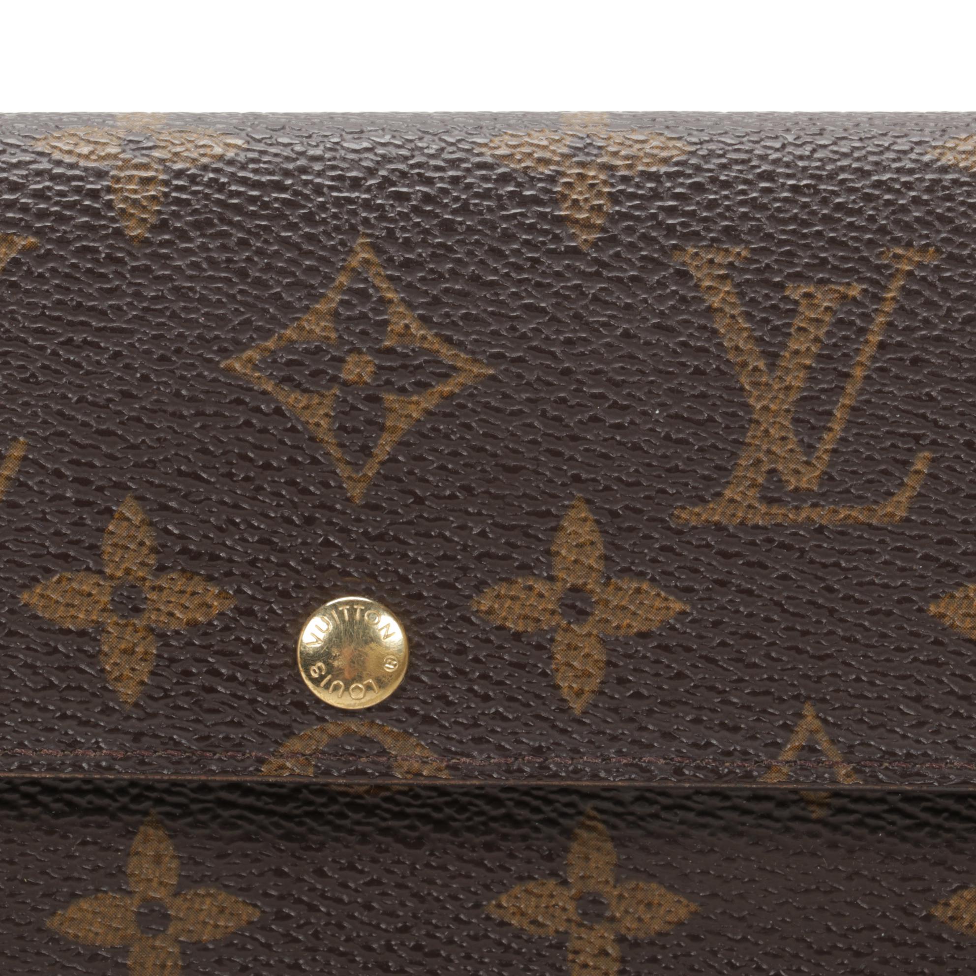 Louis Vuitton Sarah Wallet in Monogram Canvas