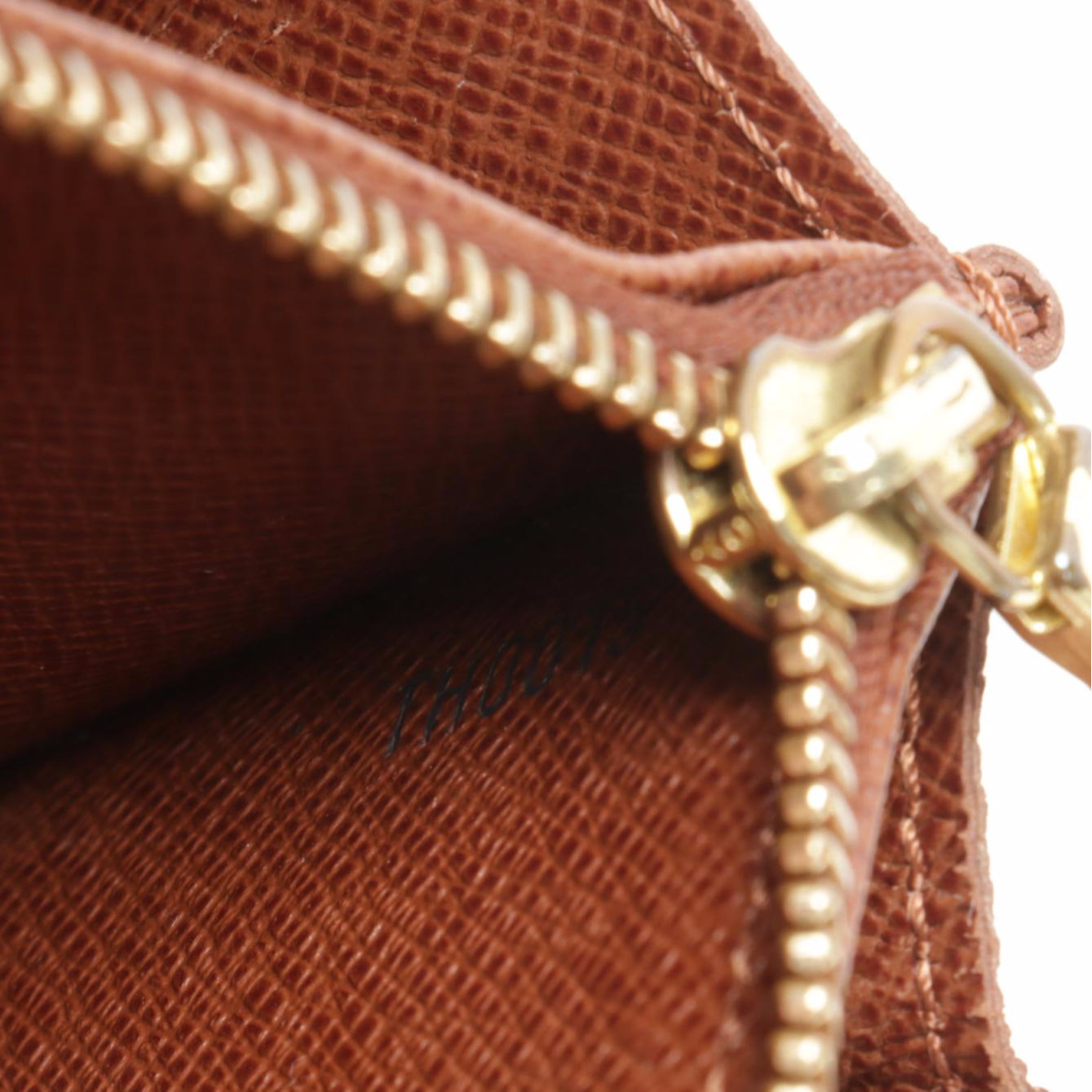 Louis Vuitton Sarah Wallet in Monogram Canvas