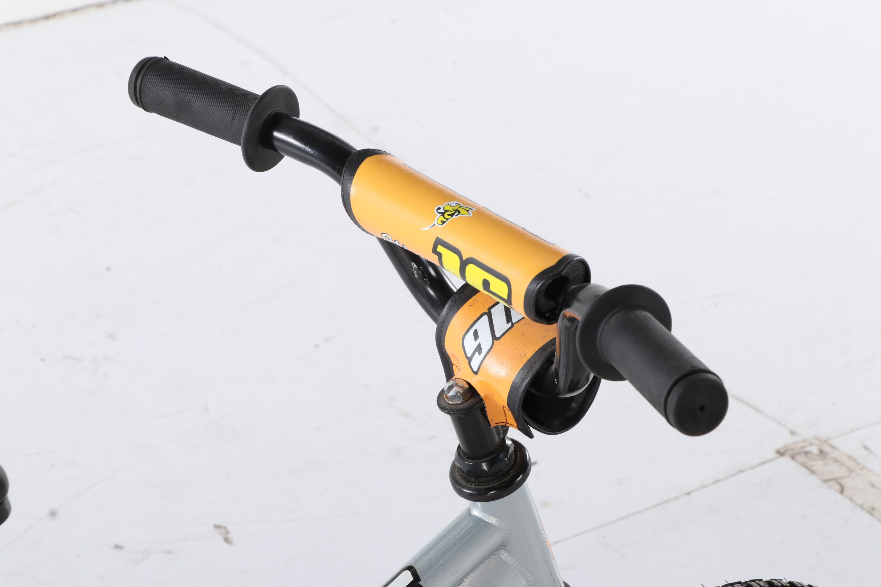 16" Novara "Stinger" Kids Bicycle with Training Wheels