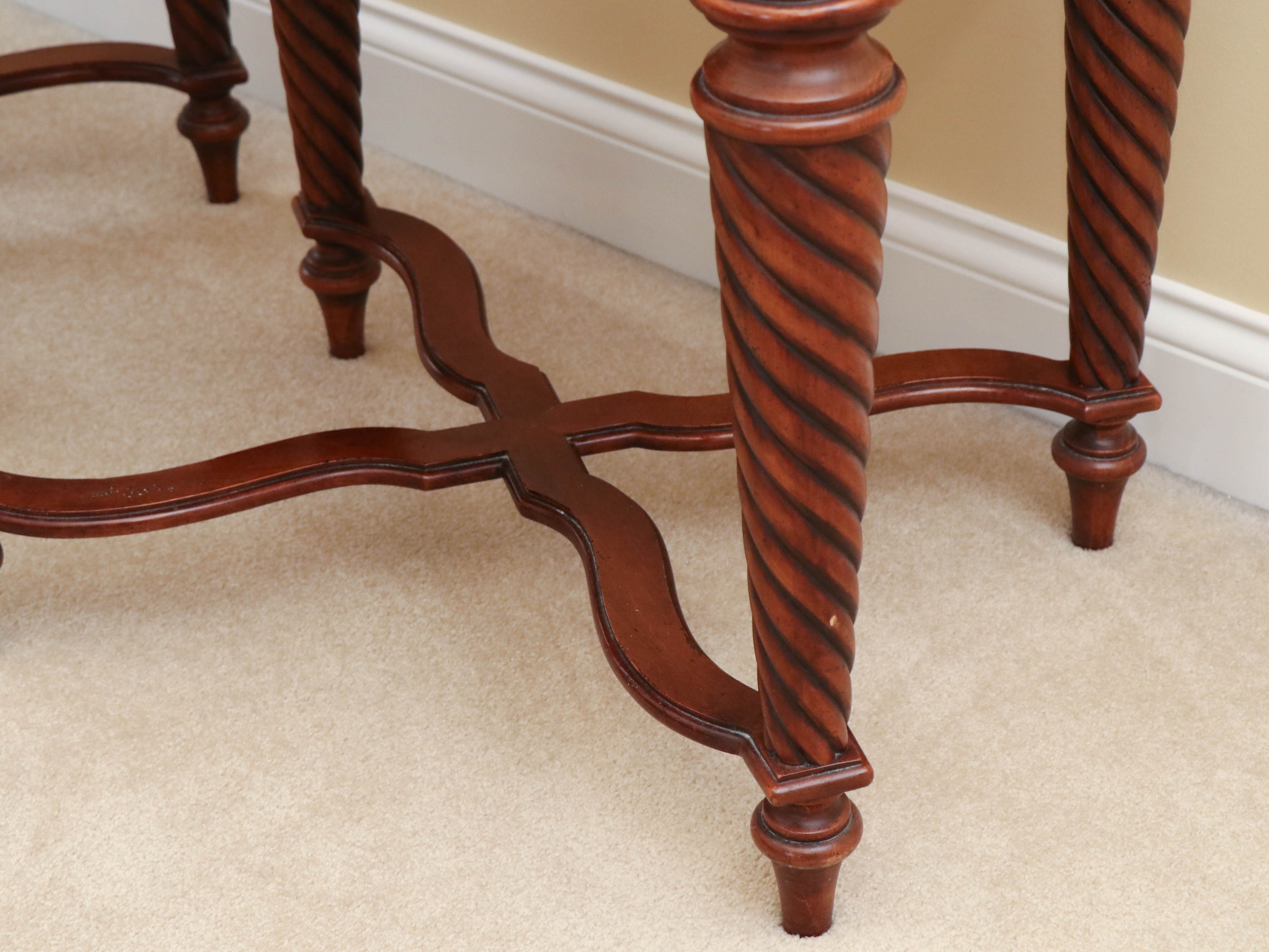 Pair of Hickory White "Balmoral" Mahogany Bedside Tables