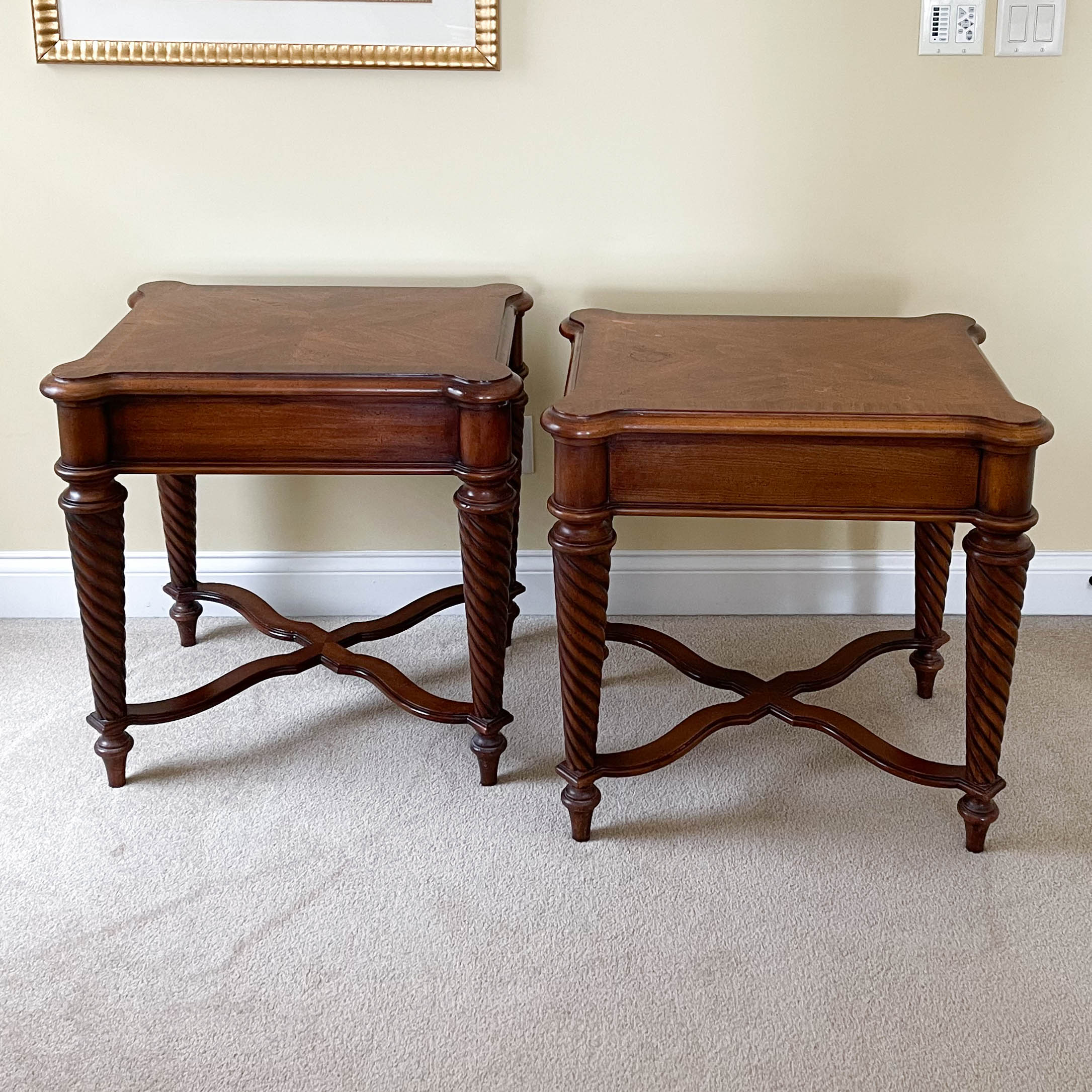 Pair of Hickory White "Balmoral" Mahogany Bedside Tables