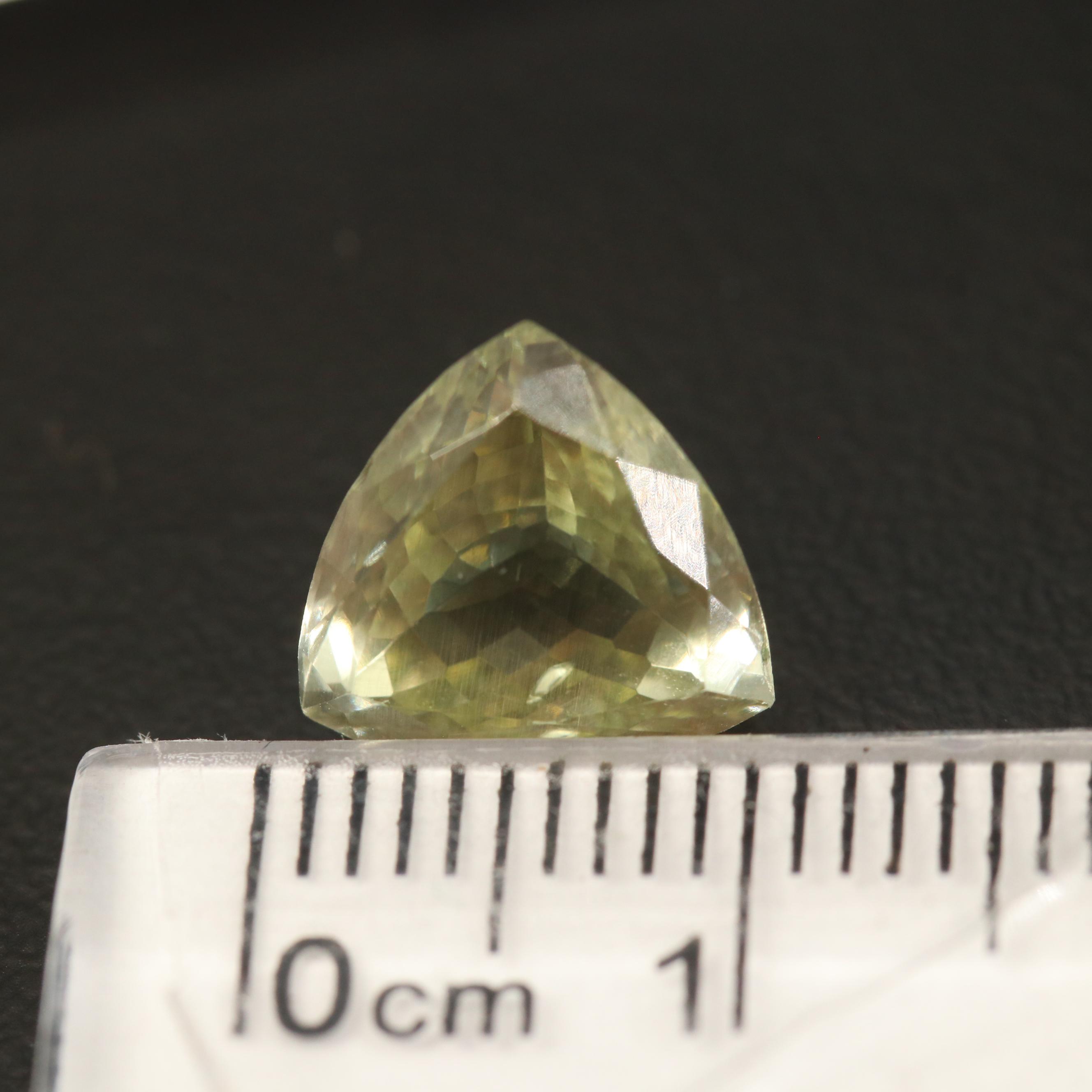 Loose 3.61 CT Trillion Faceted Spodumene