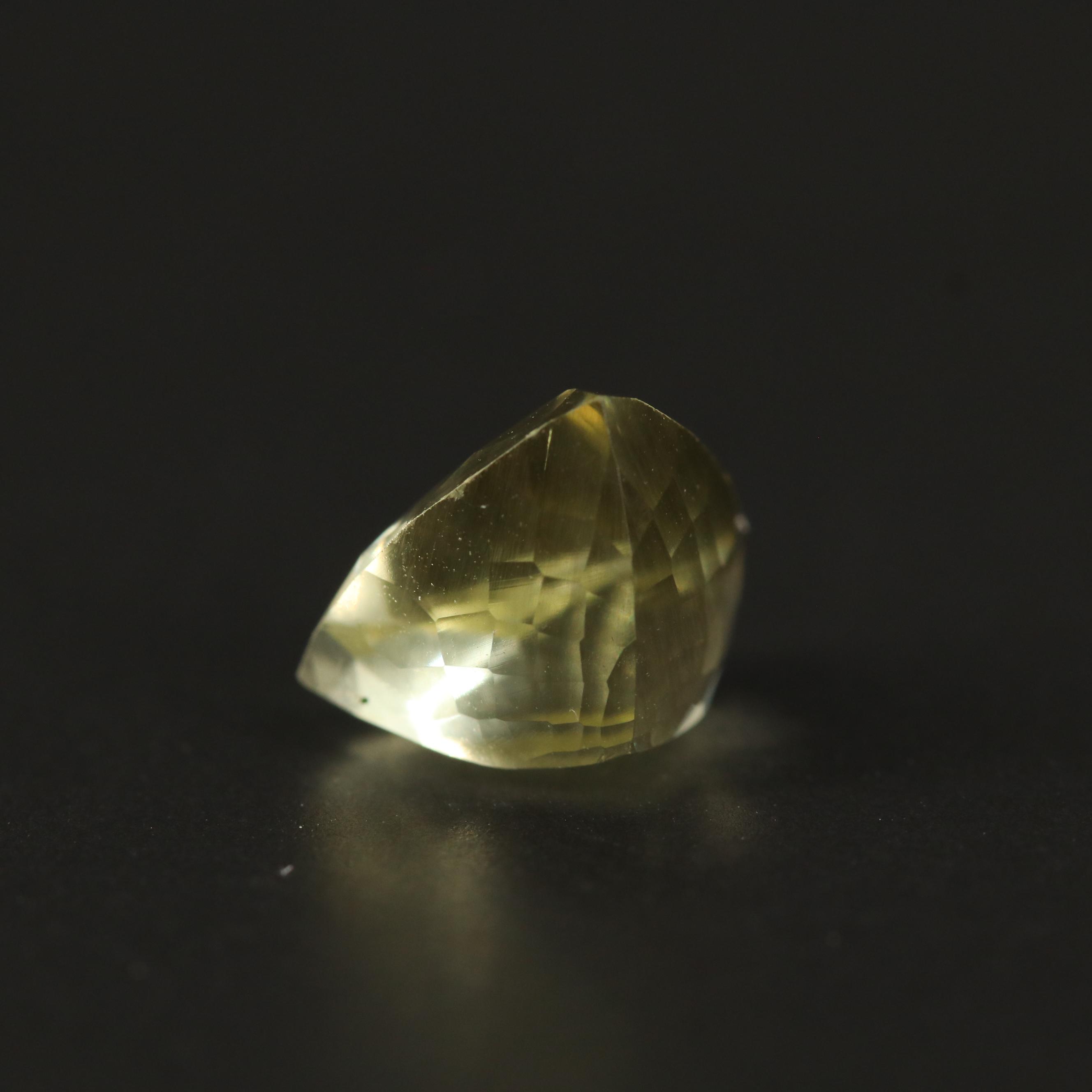Loose 3.61 CT Trillion Faceted Spodumene