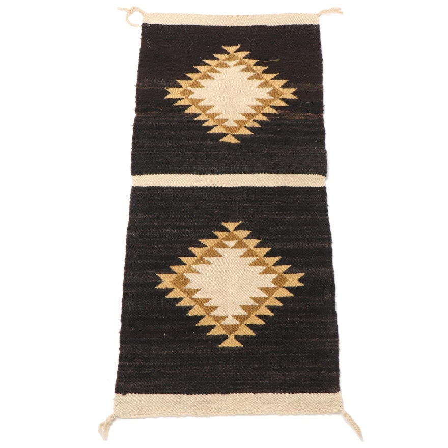 1' x 3' Handwoven Navajo Style Accent Rug