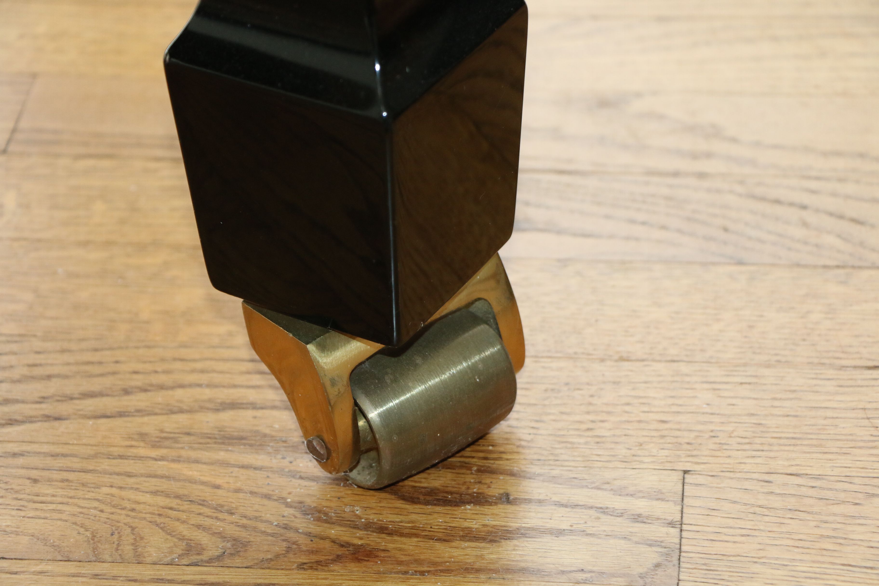 Samick Gloss Black Baby Grand Piano with Piano Bench, Late 20th Century