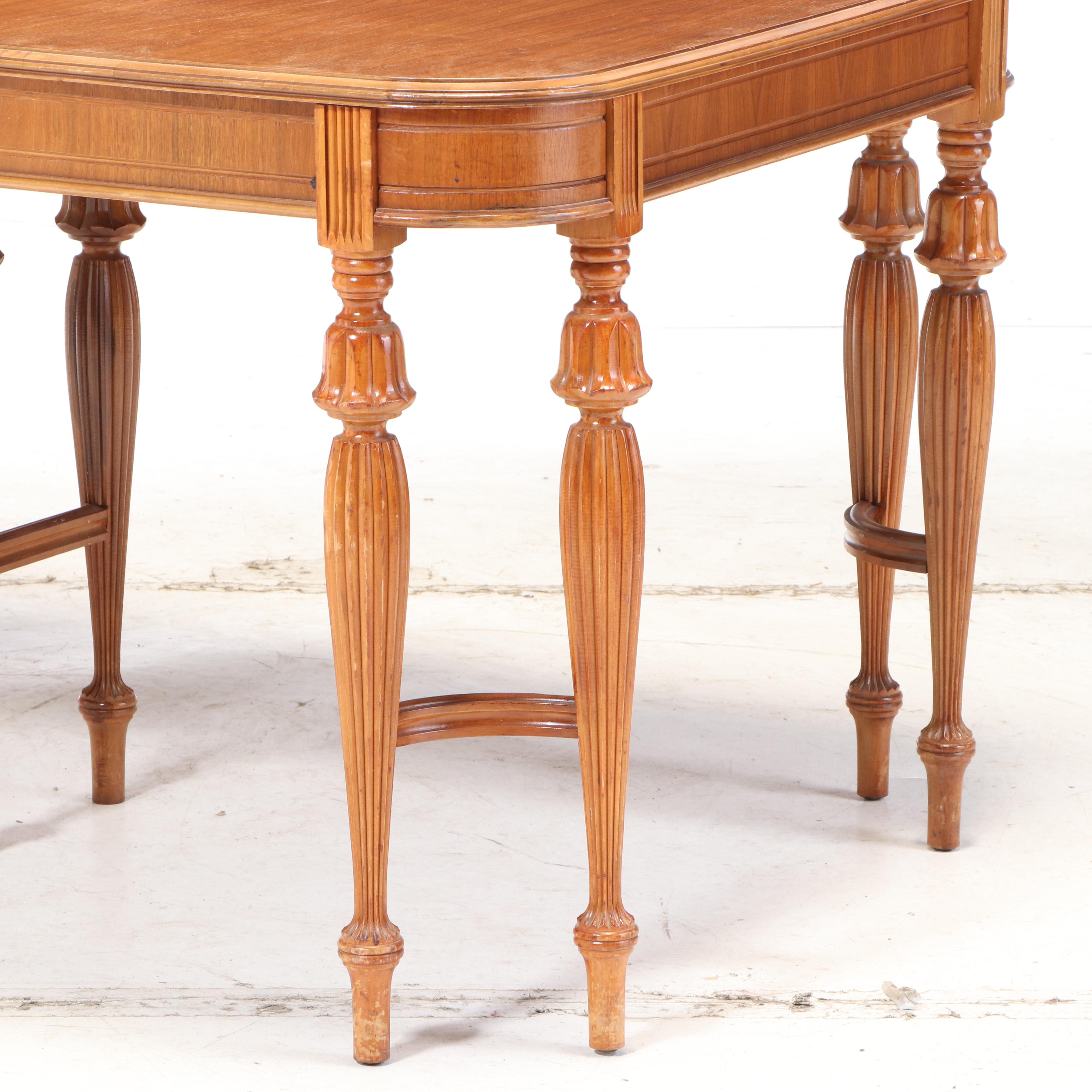 Jacobean Style Birch Expandable Dining Table, Mid to Late 20th Century