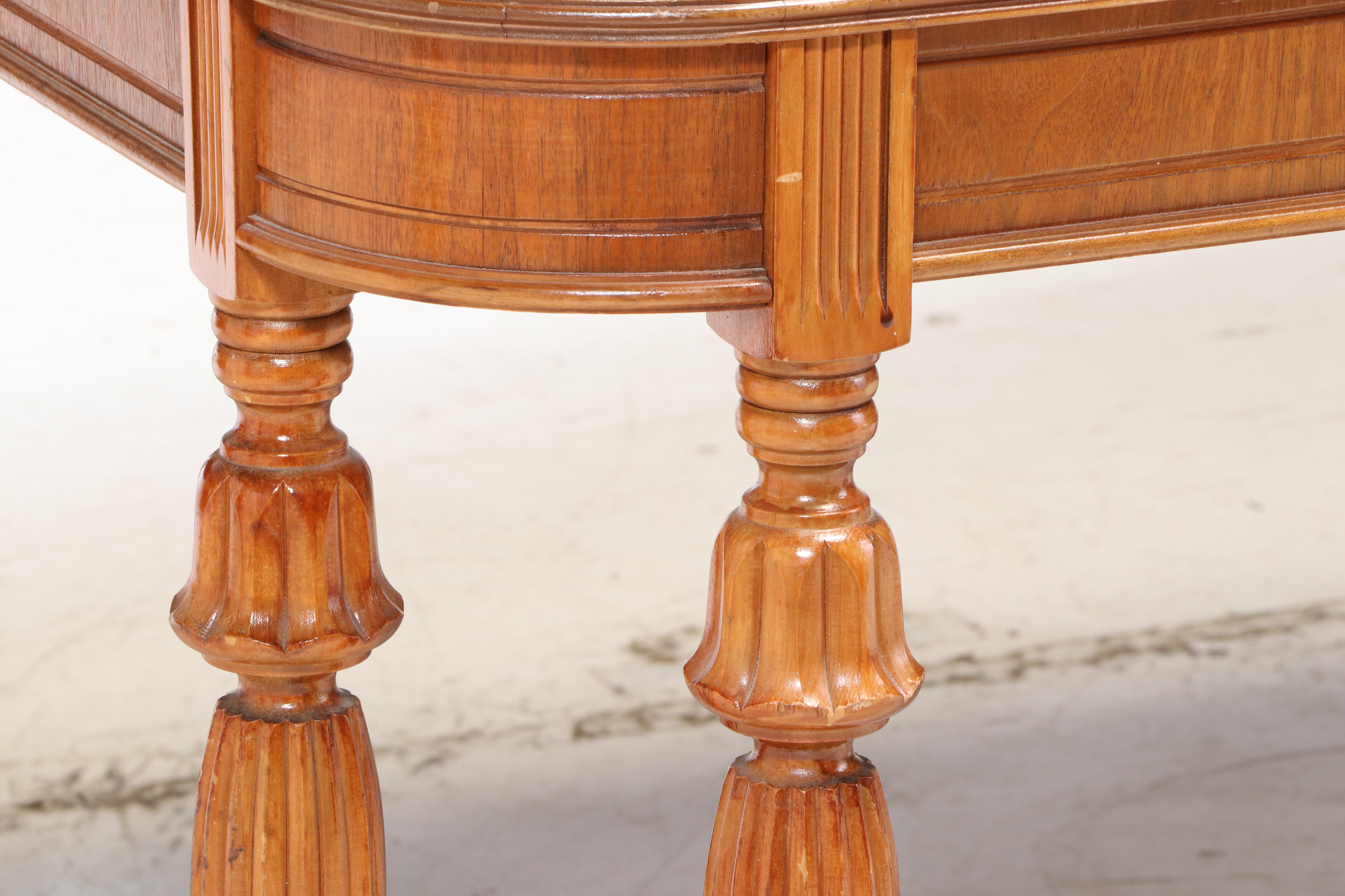 Jacobean Style Birch Expandable Dining Table, Mid to Late 20th Century