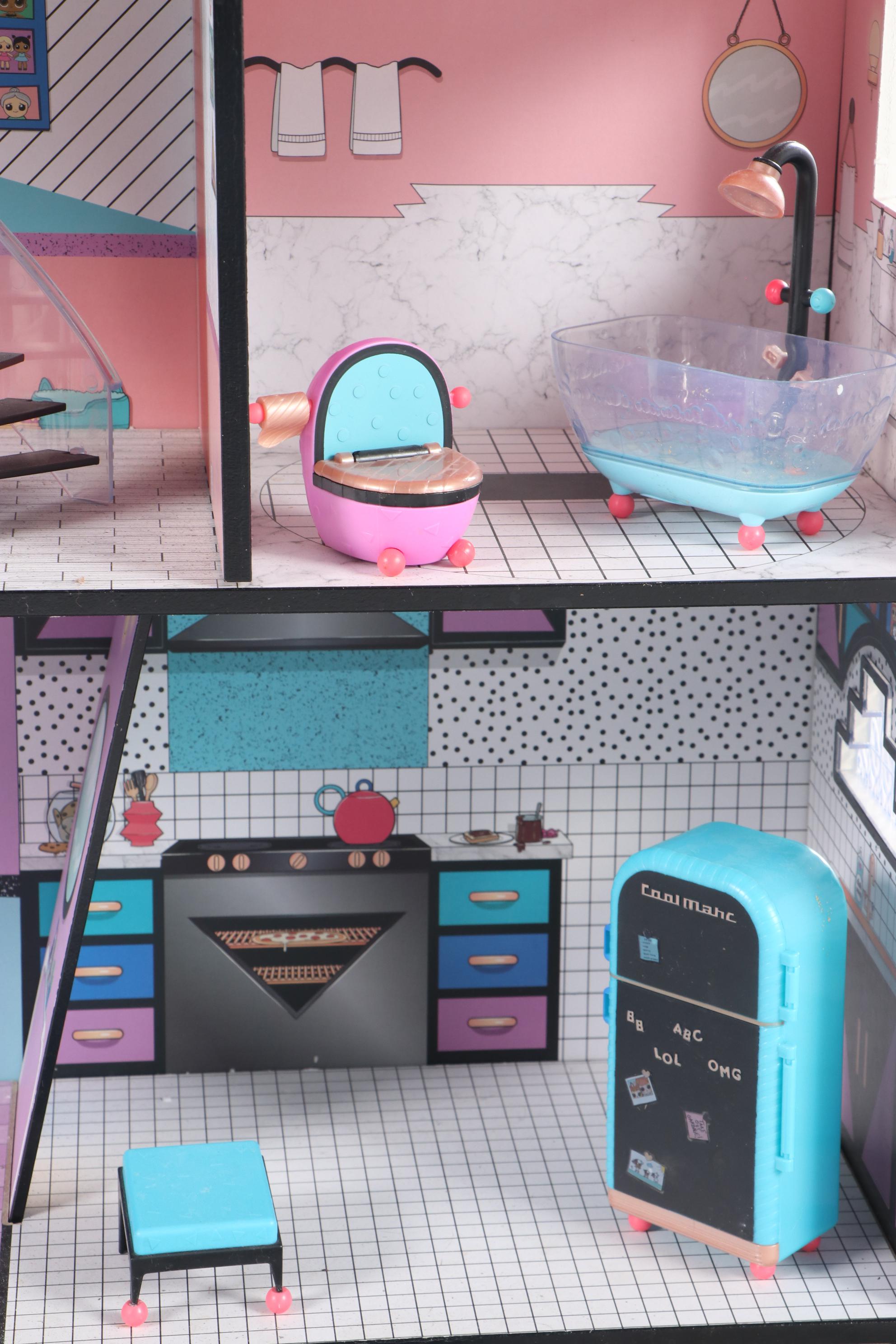 LOL Dolls "O.M.G. House" Wooden Playhouse with Accessories and Dolls