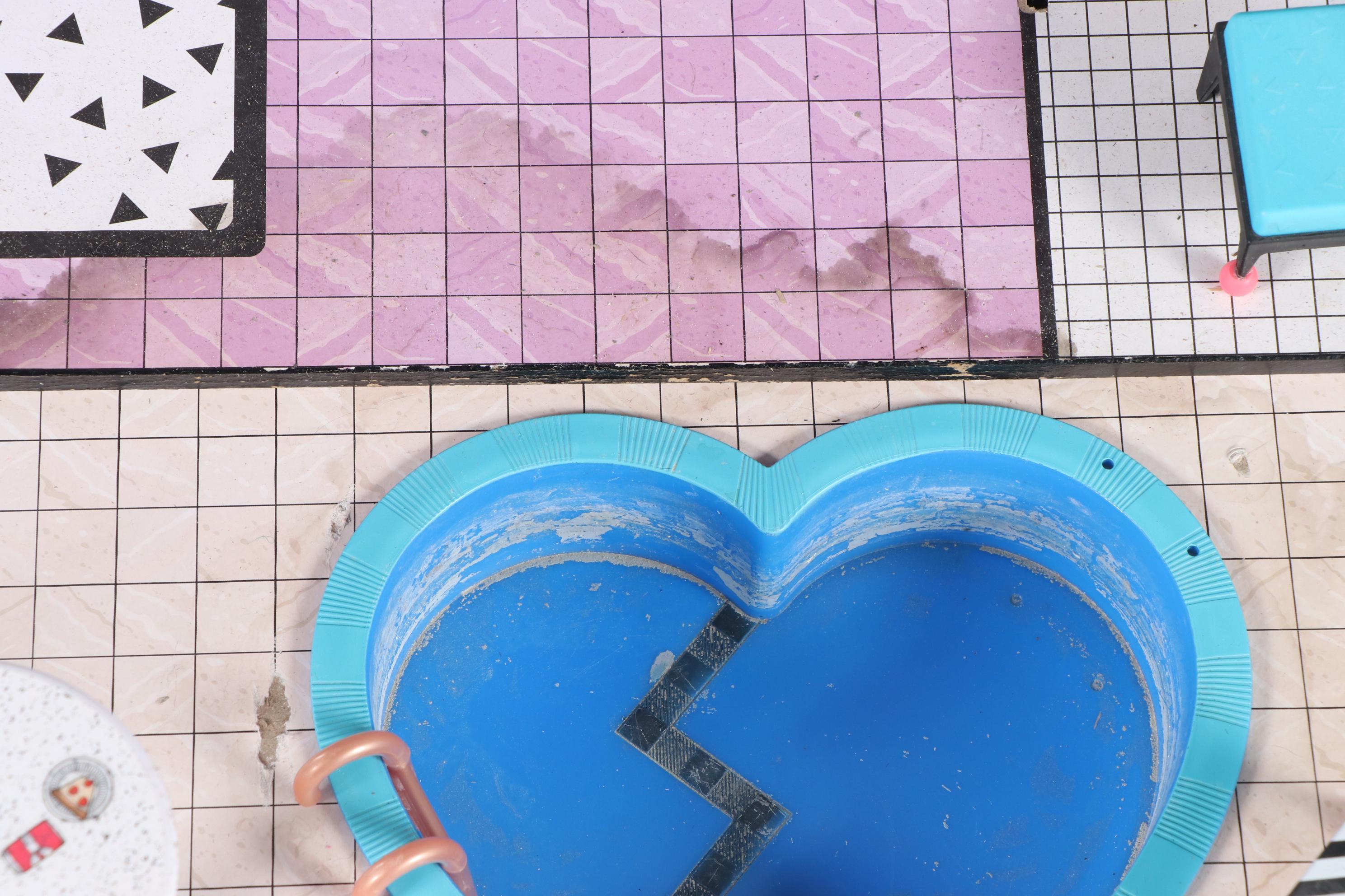 LOL Dolls "O.M.G. House" Wooden Playhouse with Accessories and Dolls