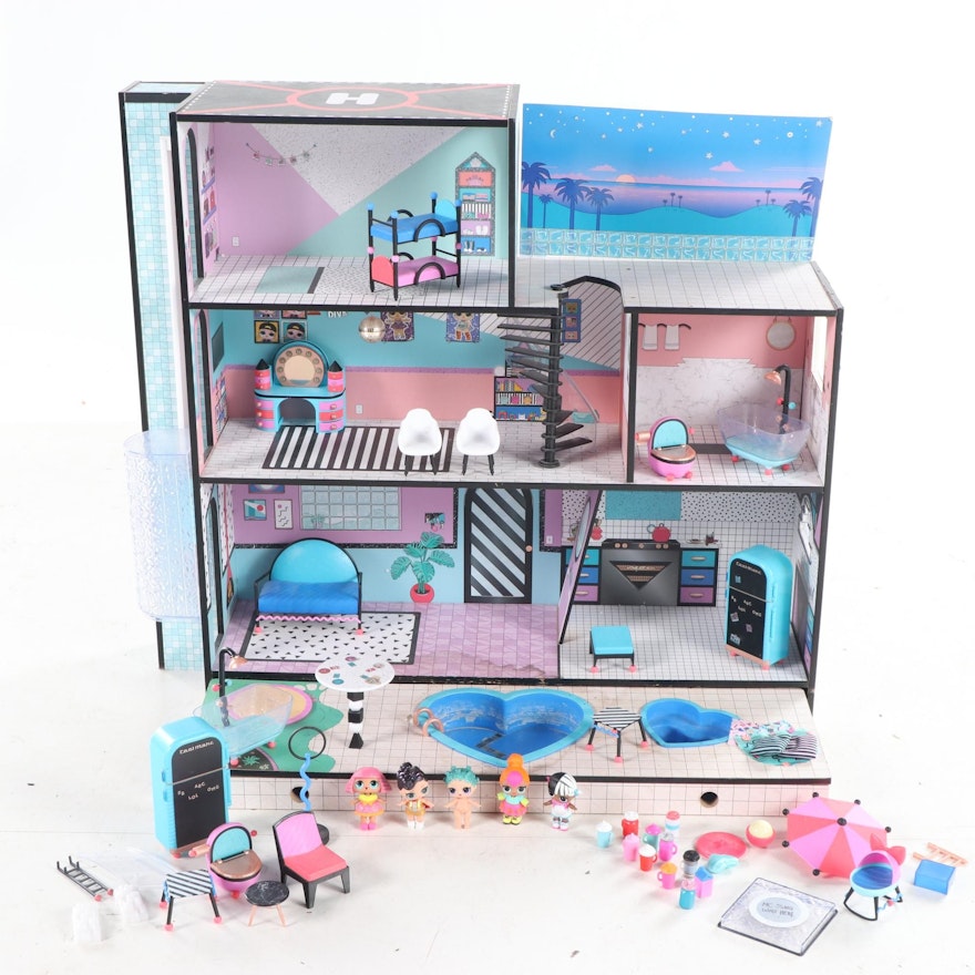 LOL Dolls "O.M.G. House" Wooden Playhouse with Accessories and Dolls