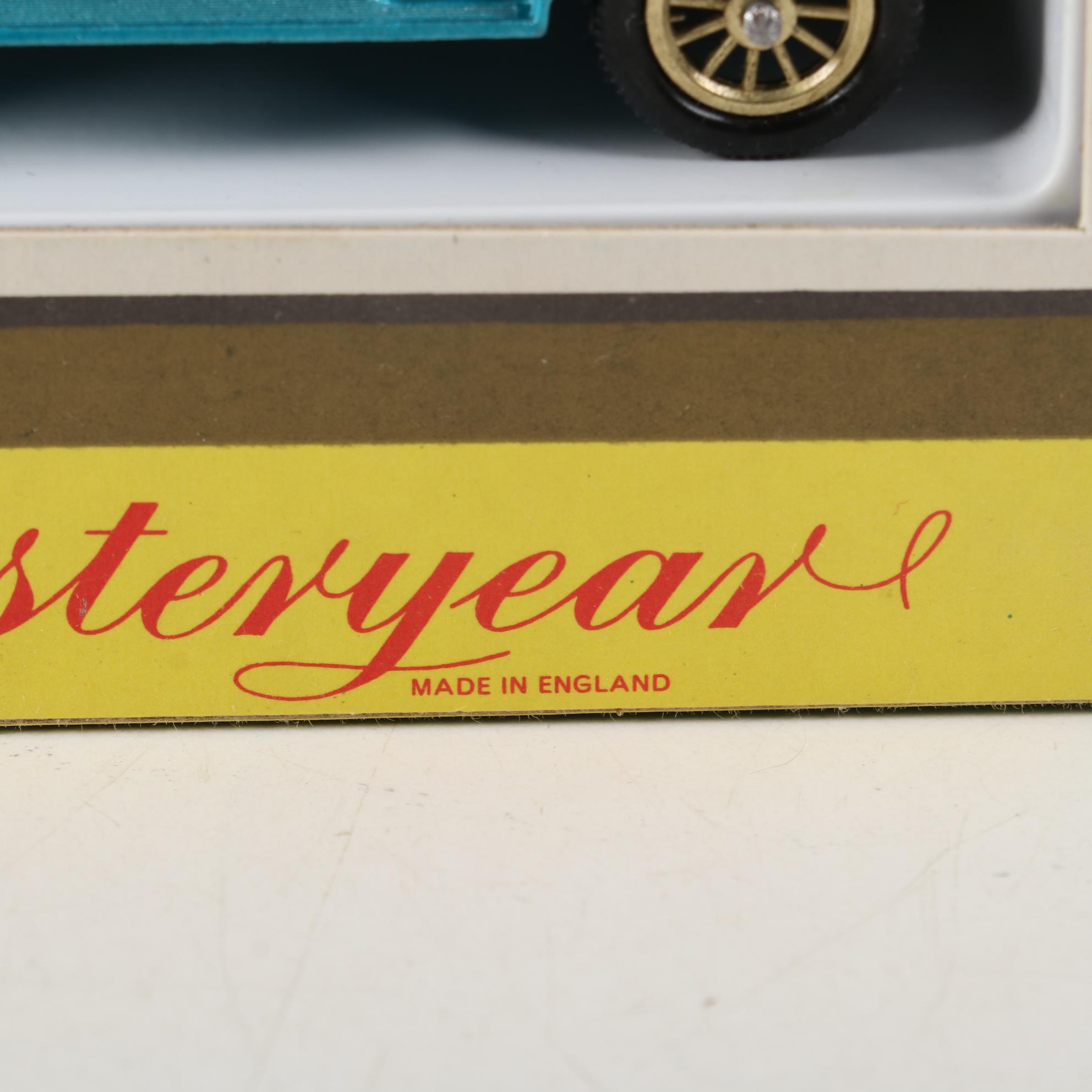 Lamborghini Countach, London Bus, and Other Diecast Model Cars