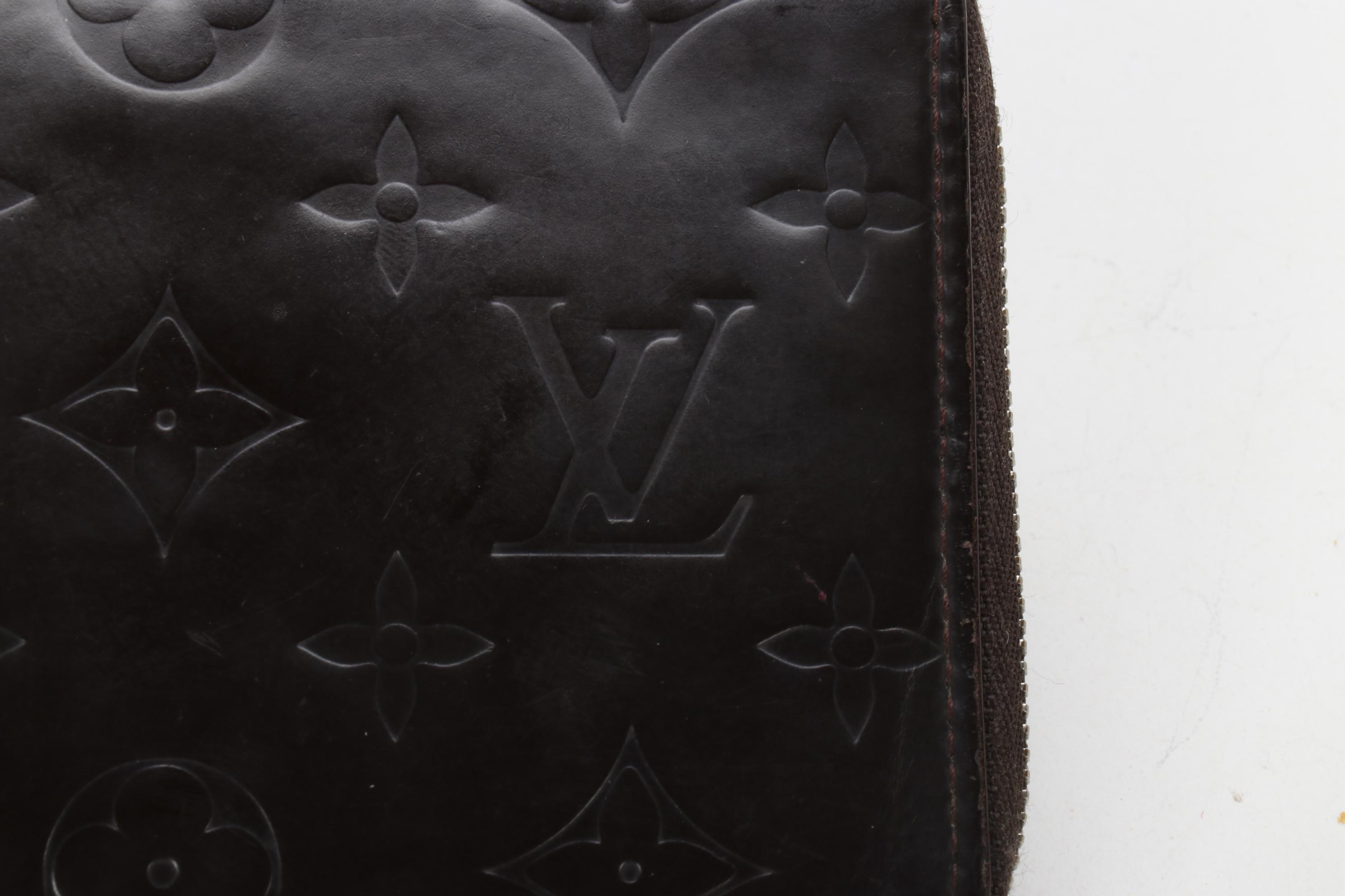 Louis Vuitton Porte-Billets Zippy in Cafe Monogram Glacé Leather